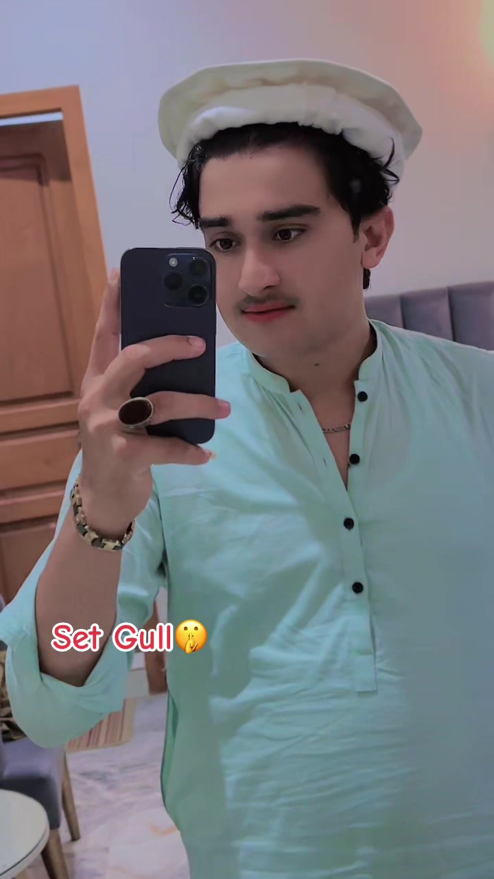 @čHöȚâ ŚêŤ1 🇦🇪💫💫