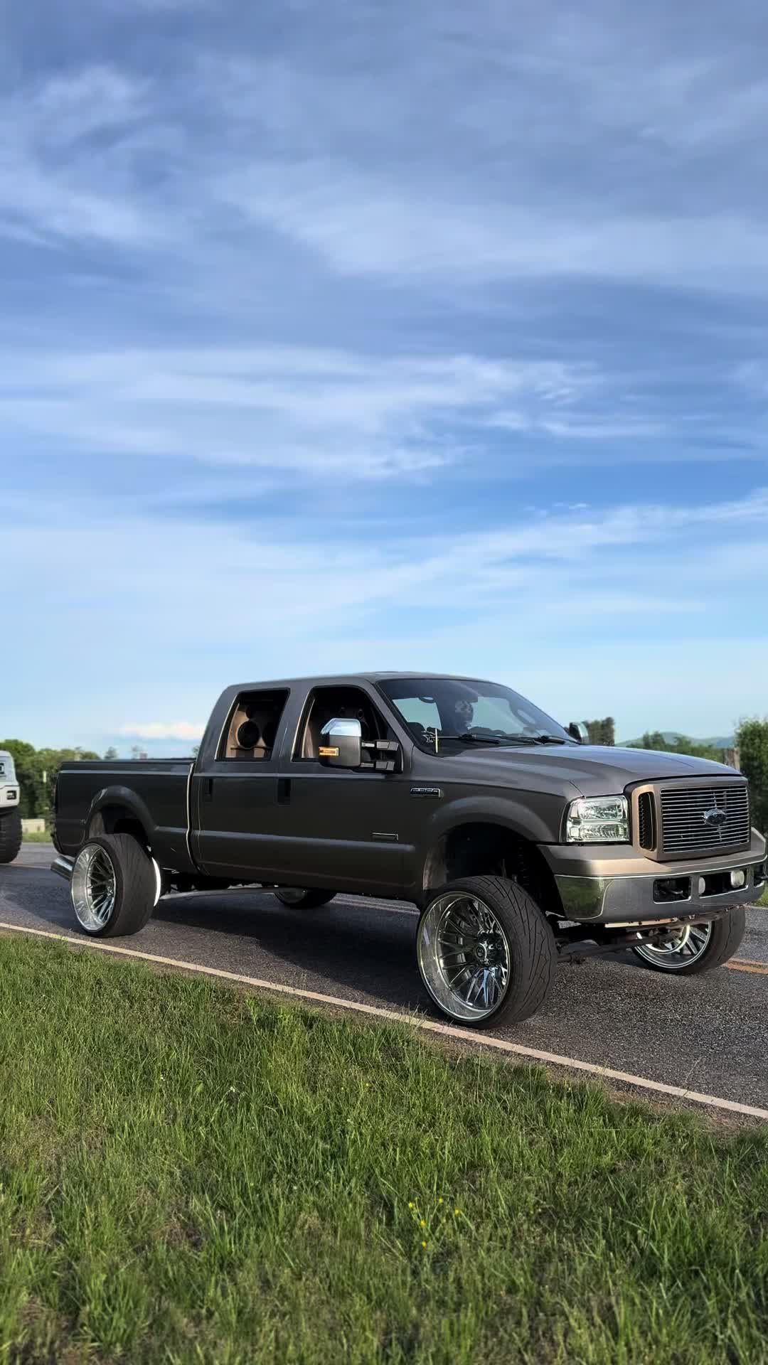 @️828_caleb