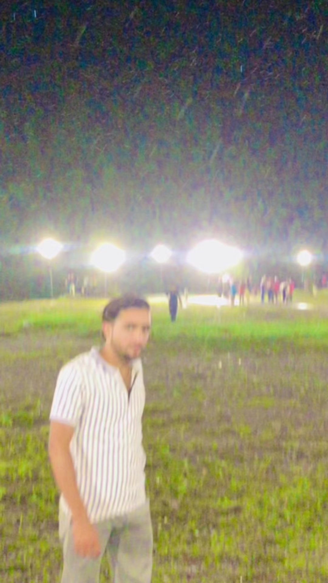 @Mr_ Zeeshan077