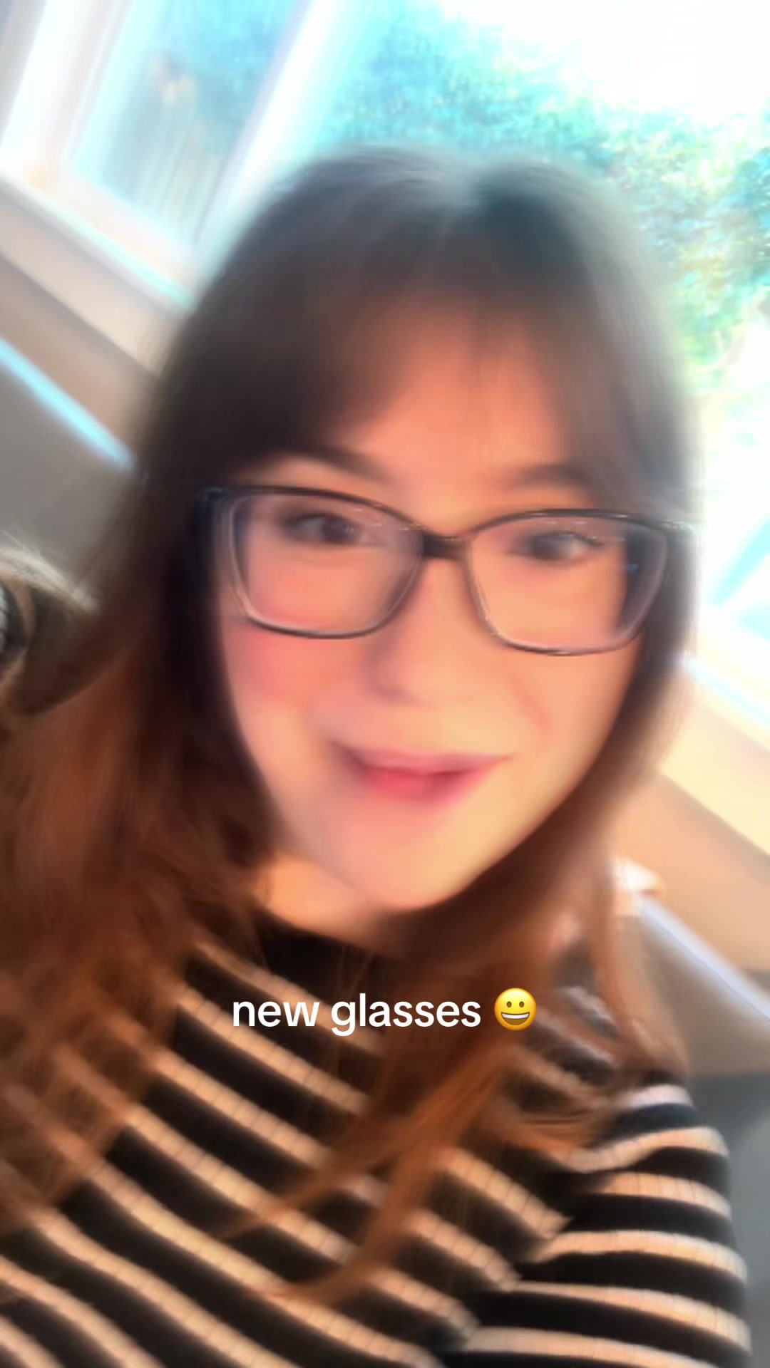 @E L L A