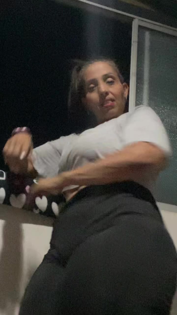 @lalita y .
