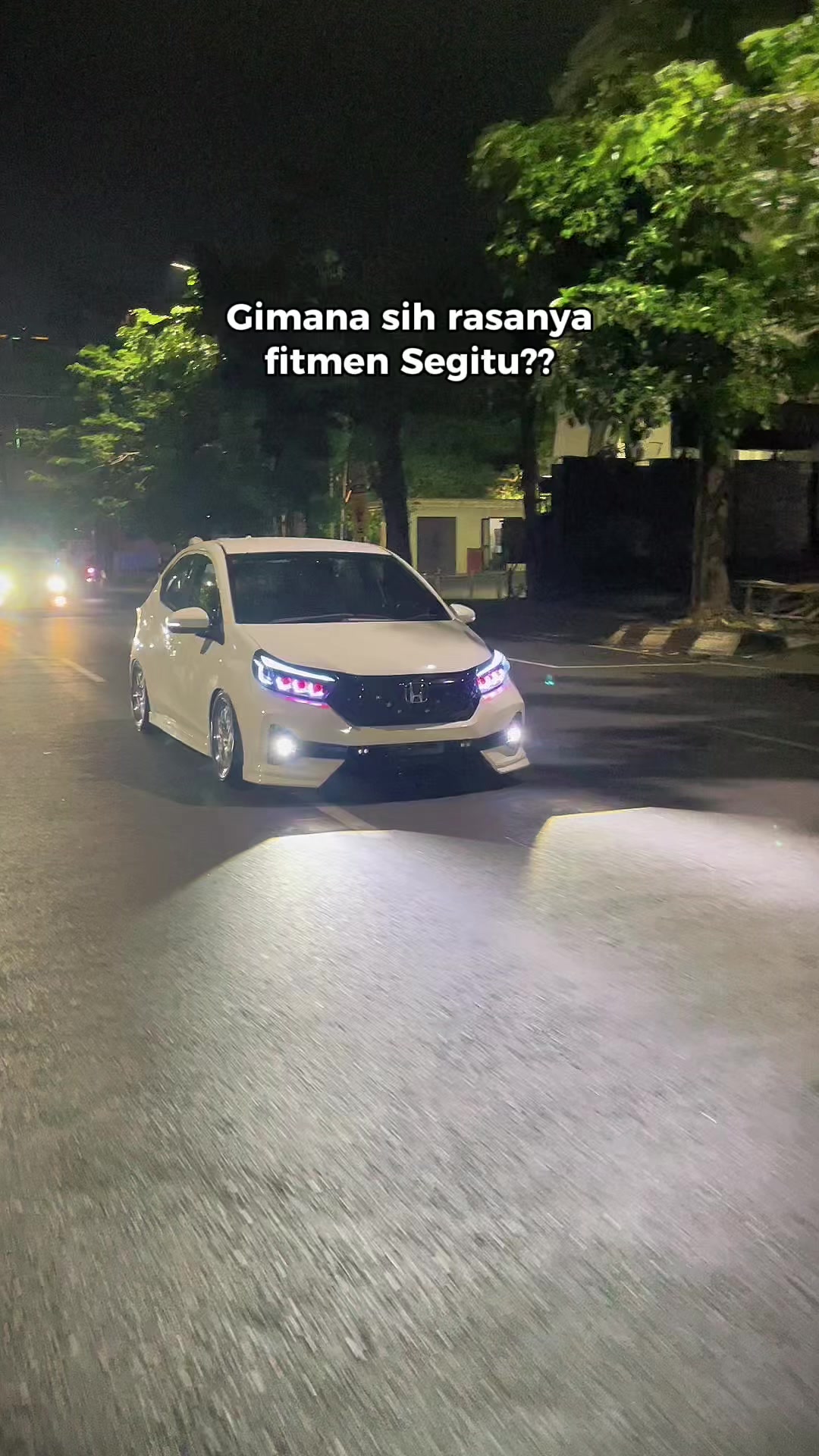 @whity.l12