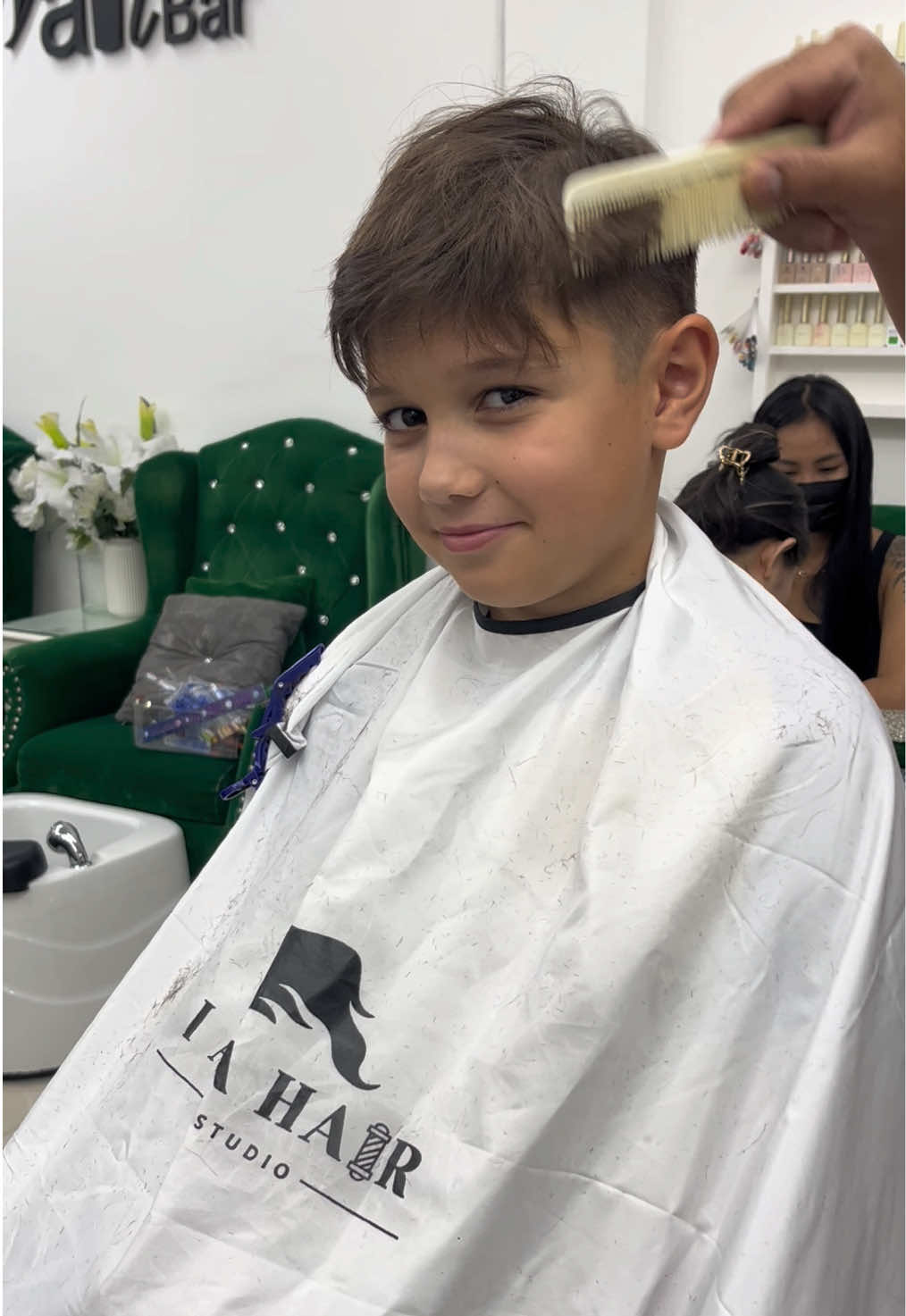@I AM A HAIR