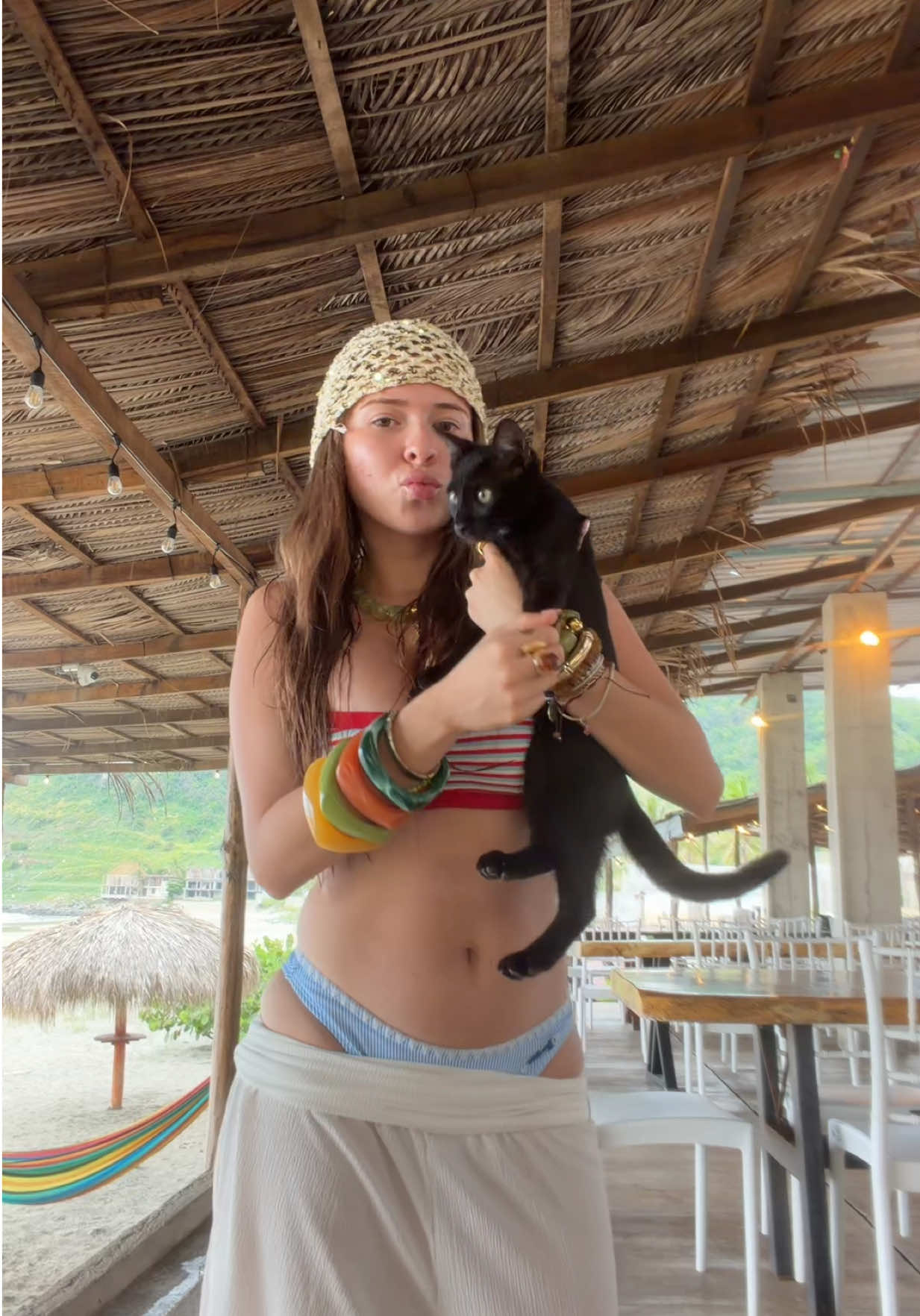 @Samyca_