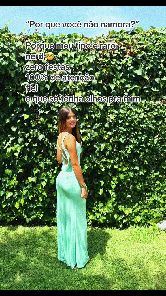 @julia mendes