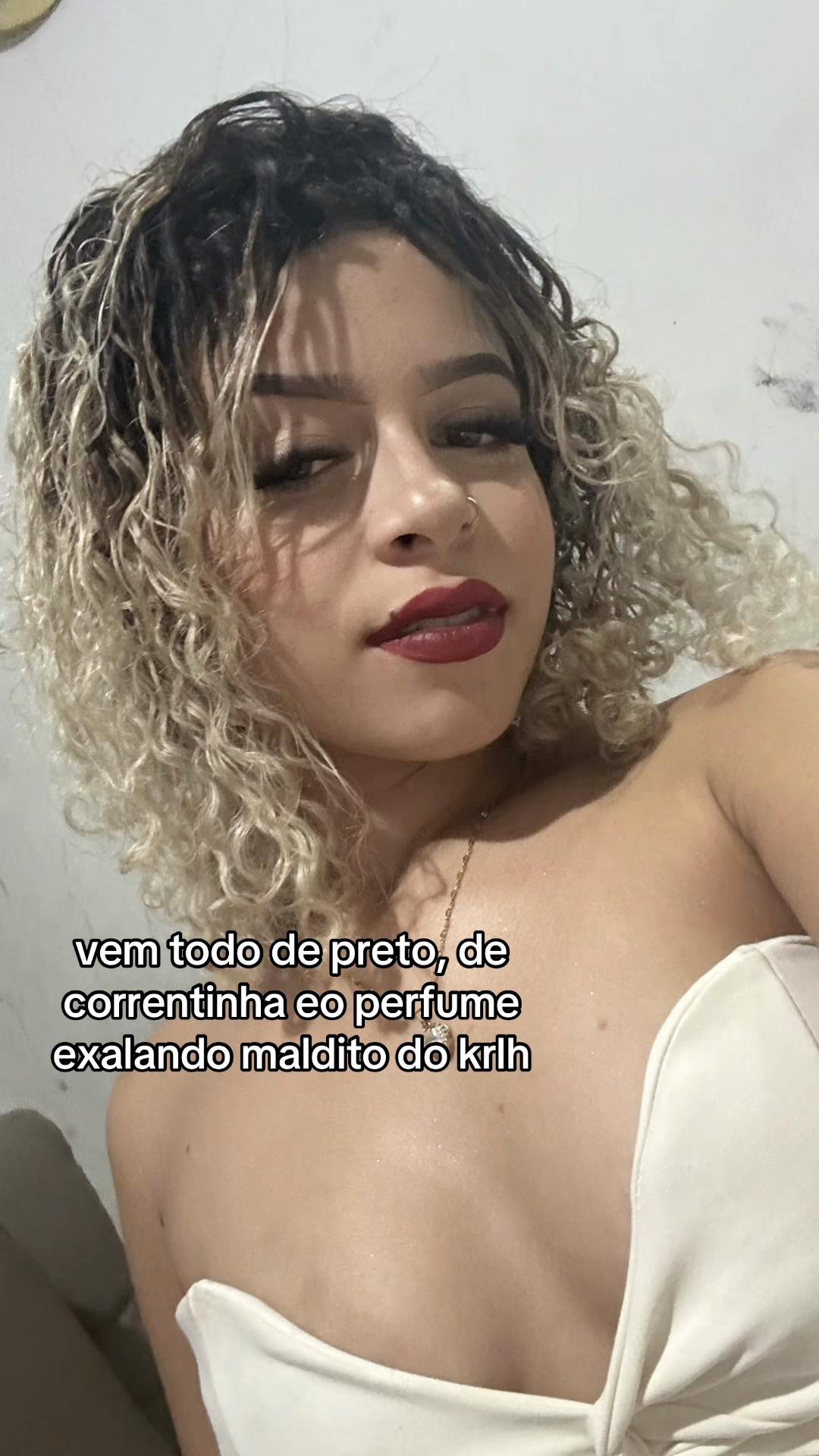 @Dona onça