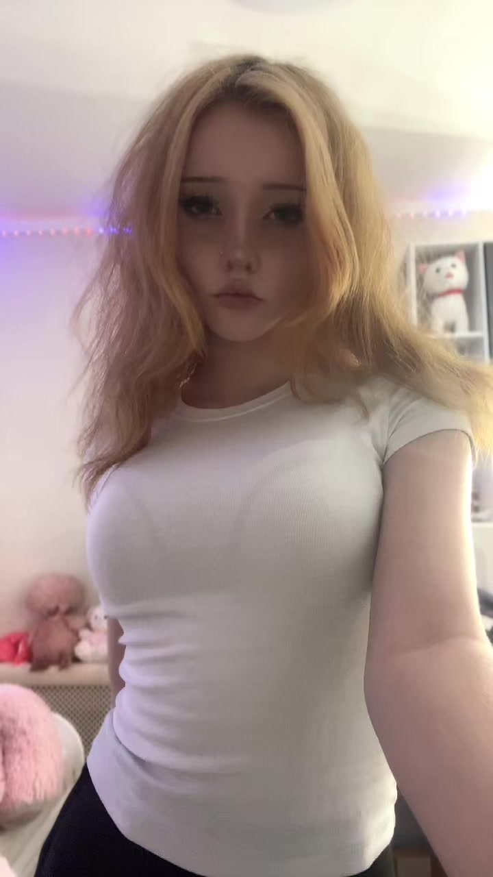 @Моника