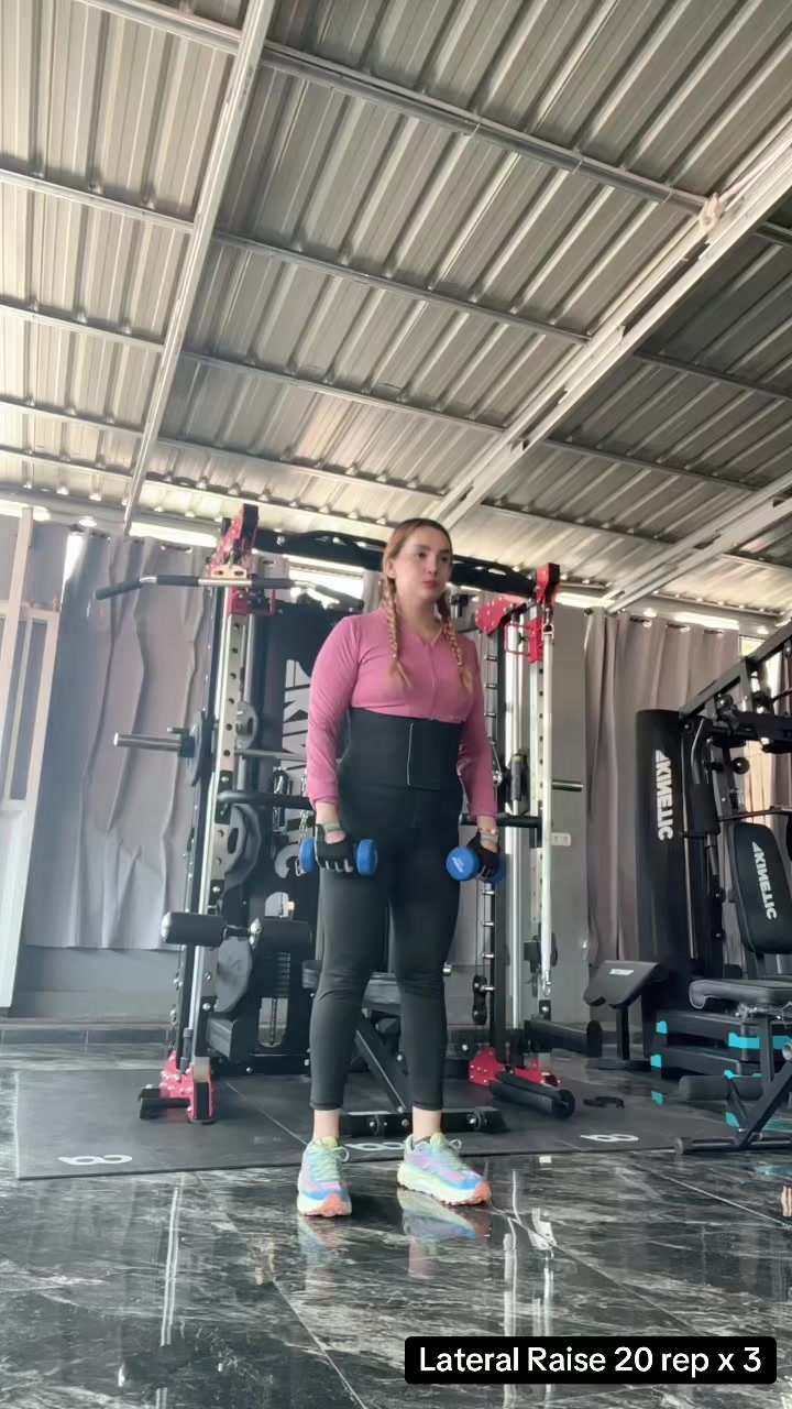 @Lanie Cheng Kosmetik