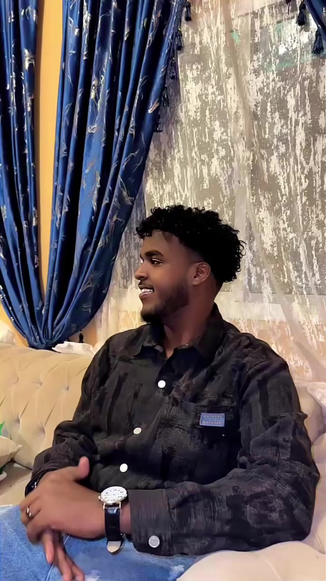 @𝐙 𝐈 𝐐 𝐀 𝐀 𝐘 𝐄 👑