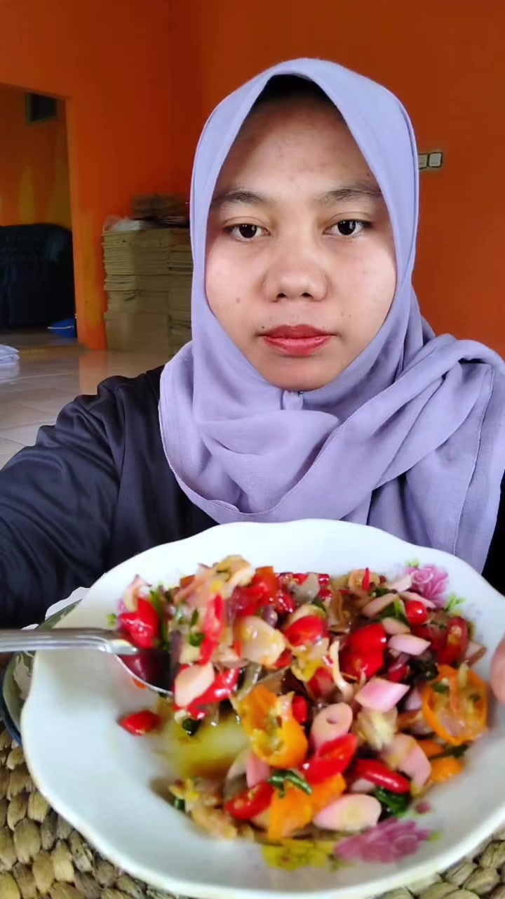 @Aisha