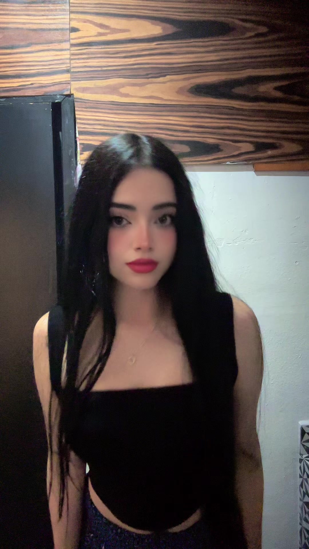 @Jiji