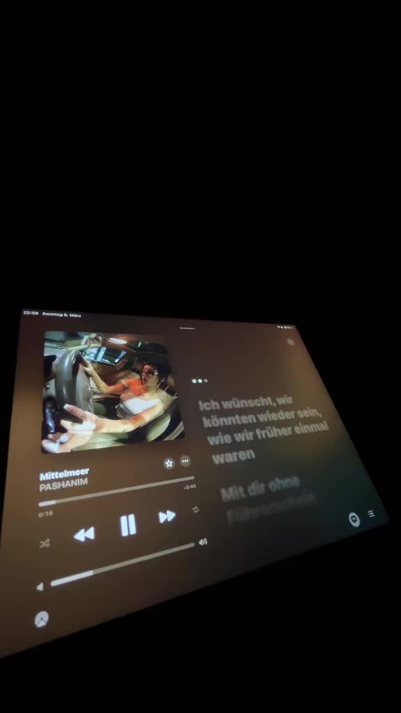 @Applemusik_Lyrics.