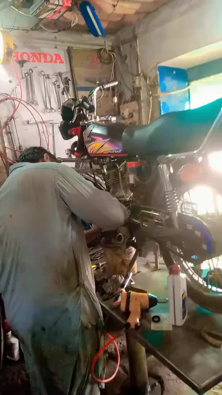 @Malik._.Ismail