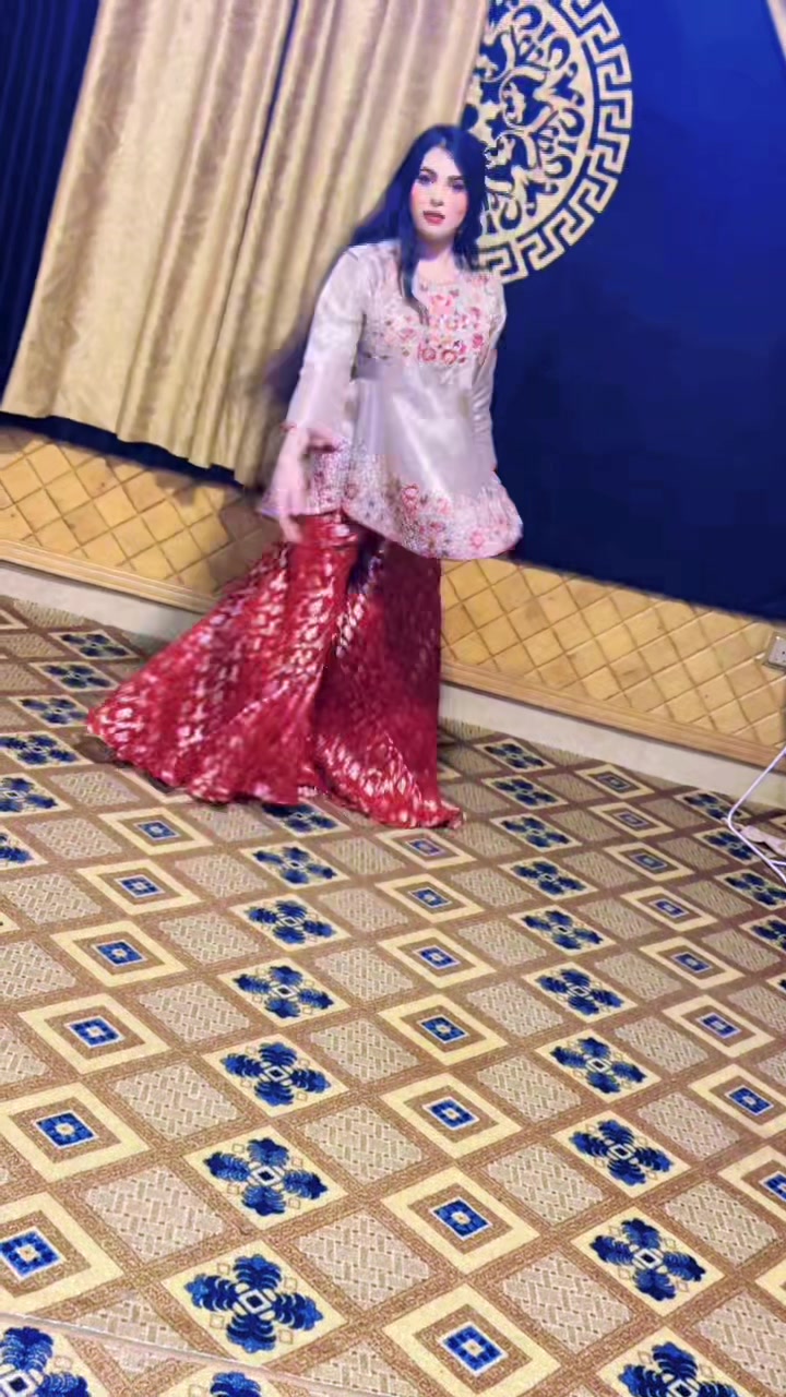 @Bewafa queen 👑