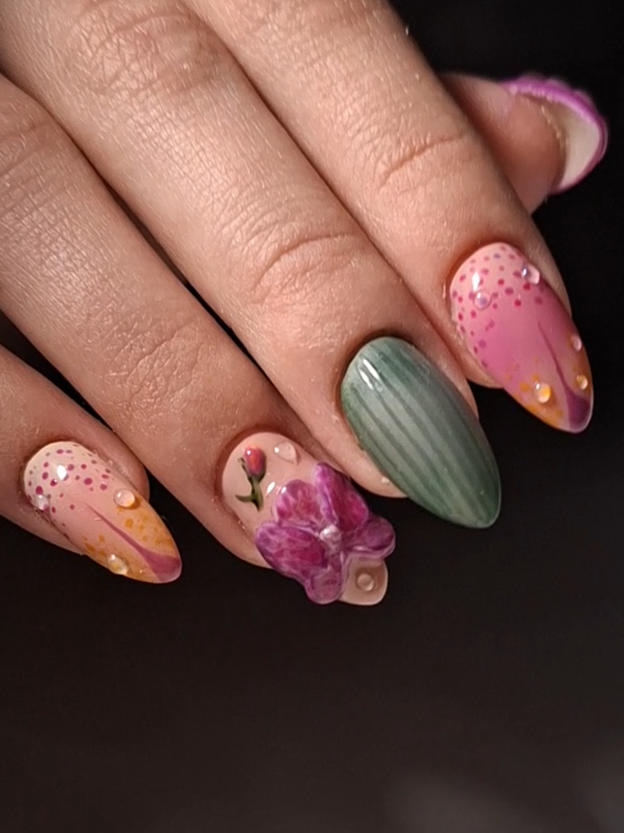 @Crescent Nail Studio