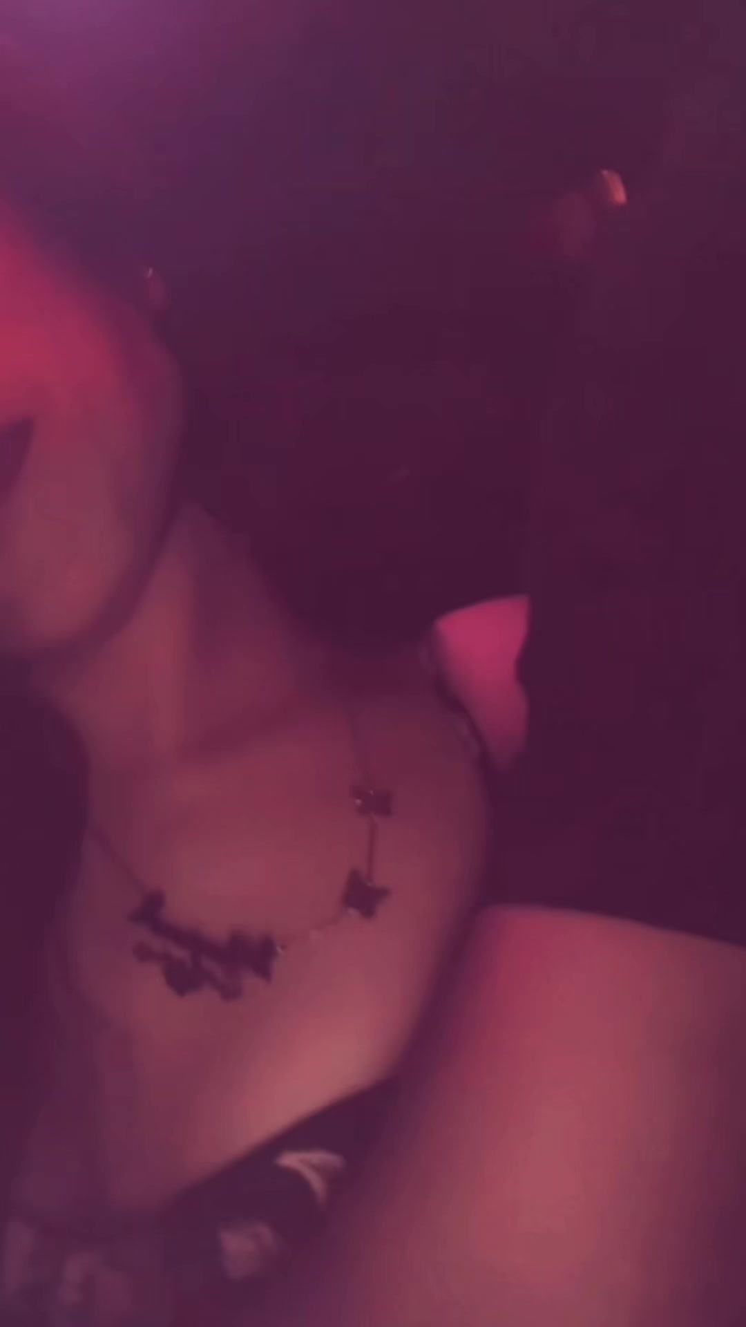 @🦢