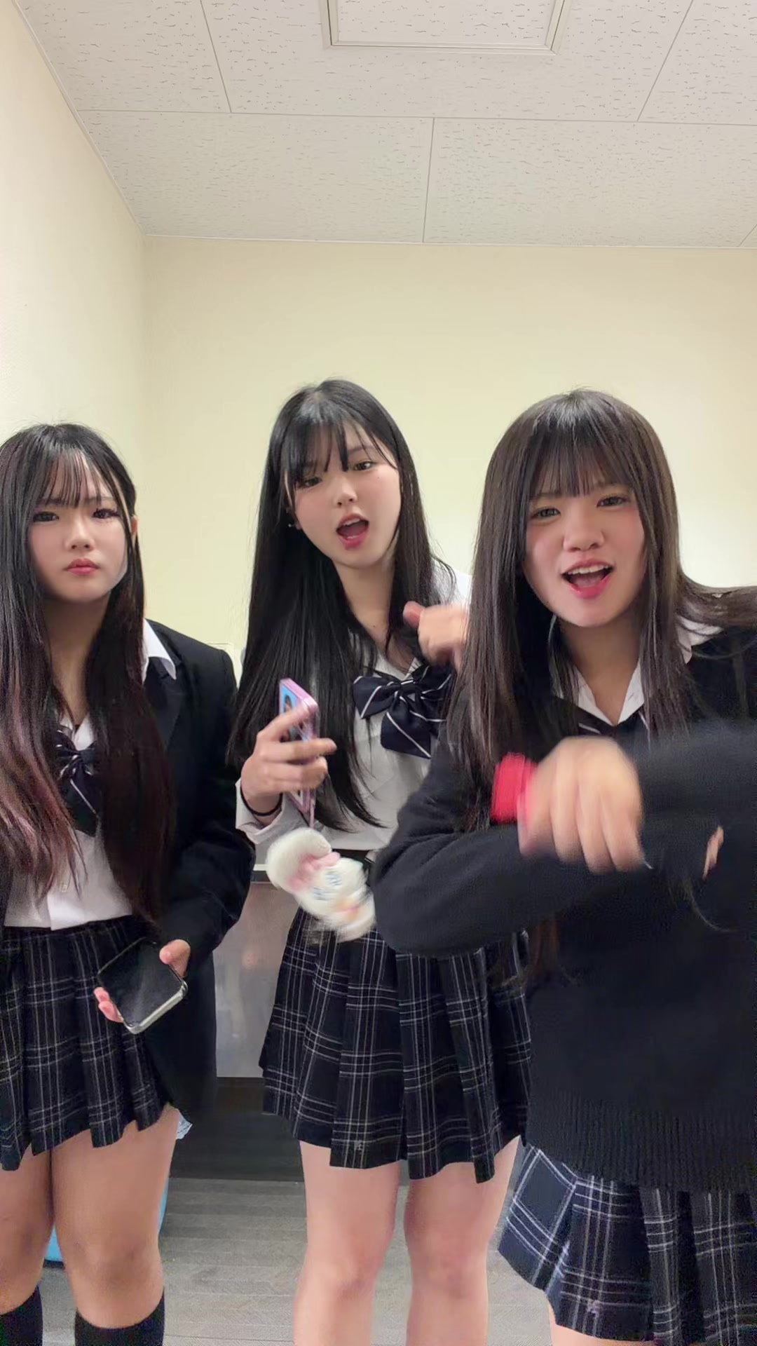@アヤ