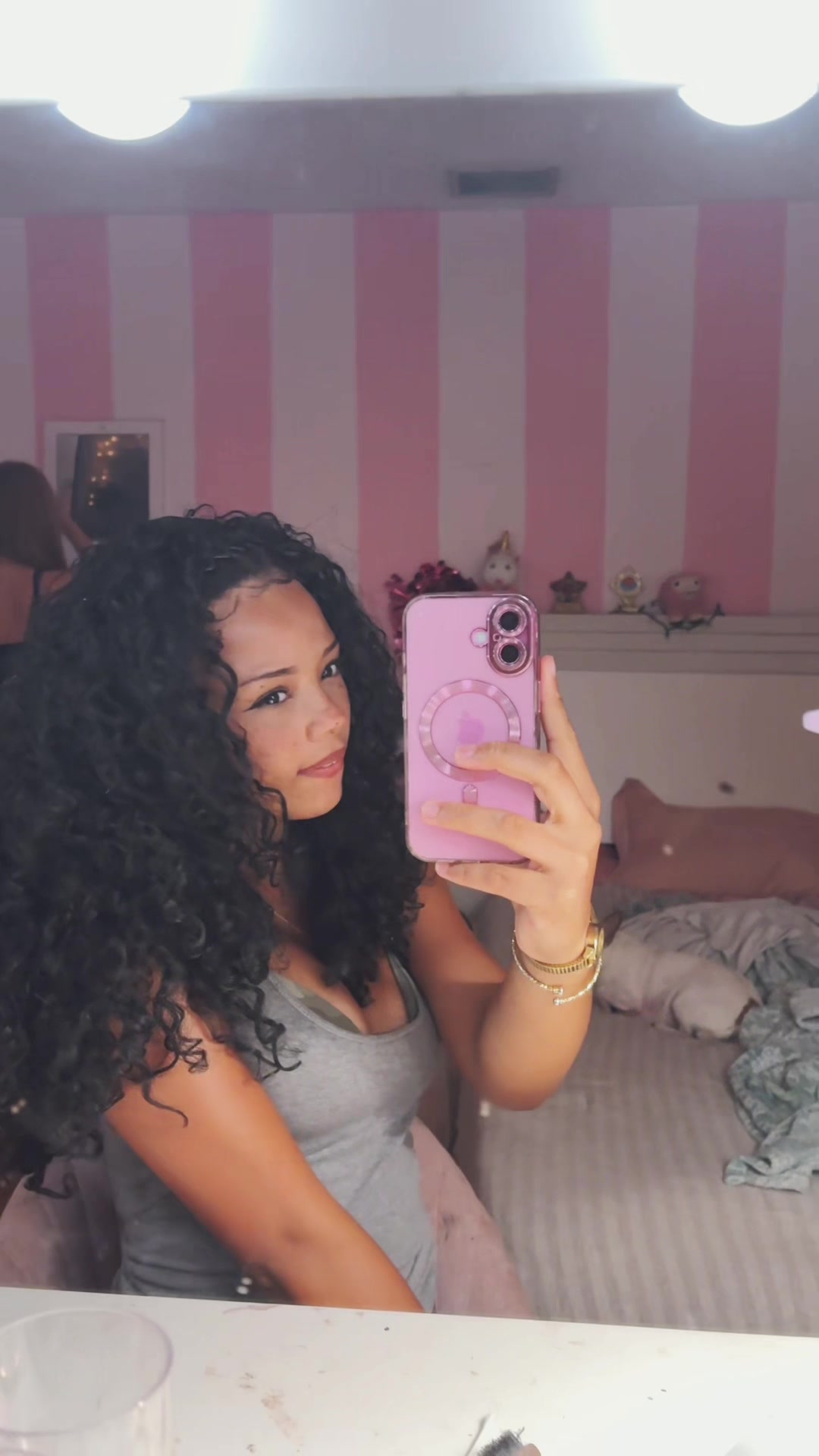 @glitterglizzy20