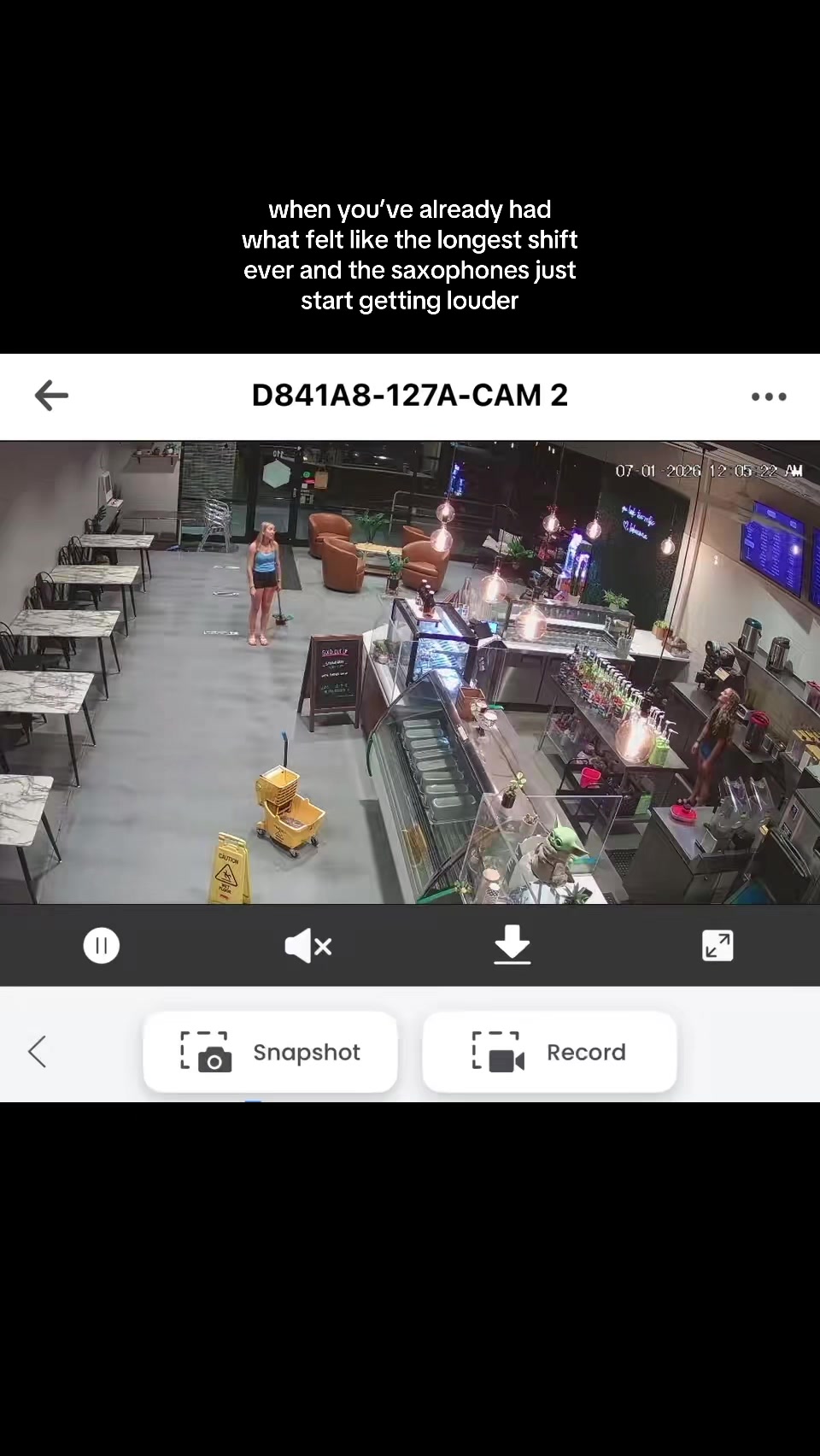 @MIA 🥥🫧🤍
