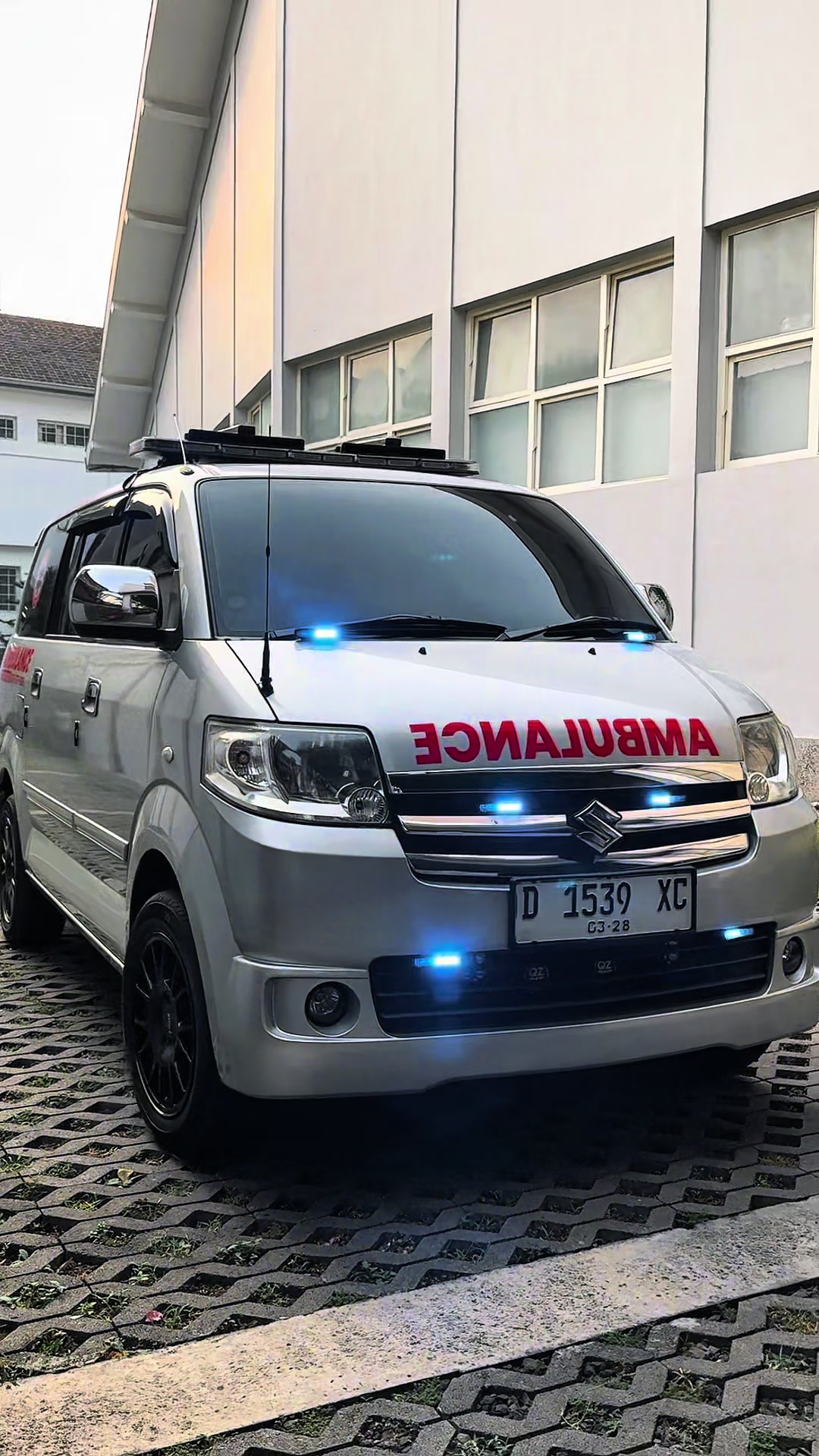 @Ambulance Inisiatif Kebaikan
