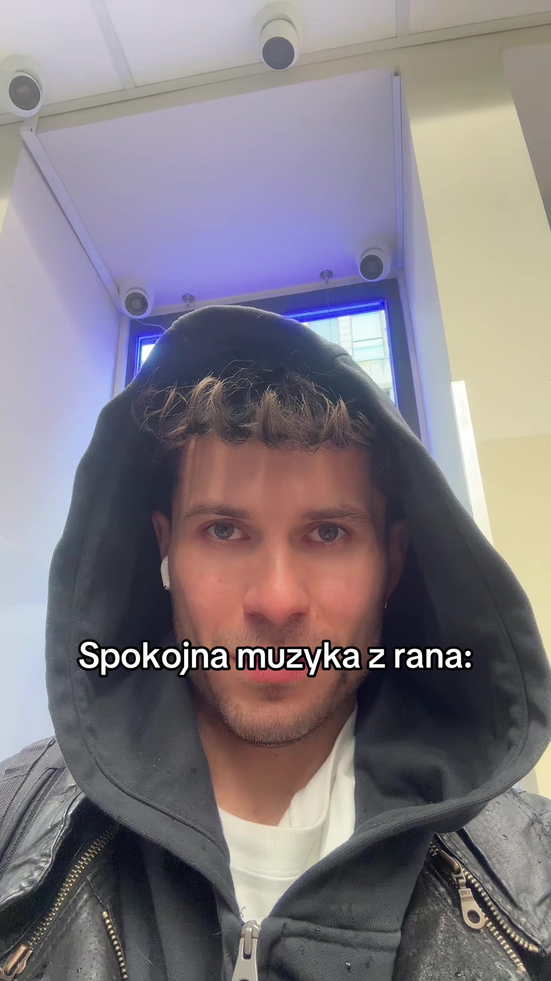 @Aleksander Siczek