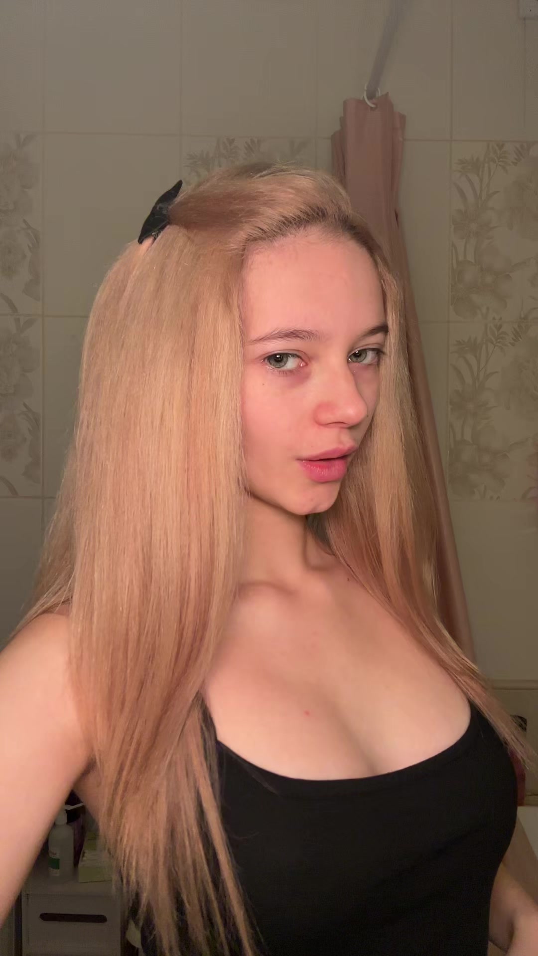 @vikakibi