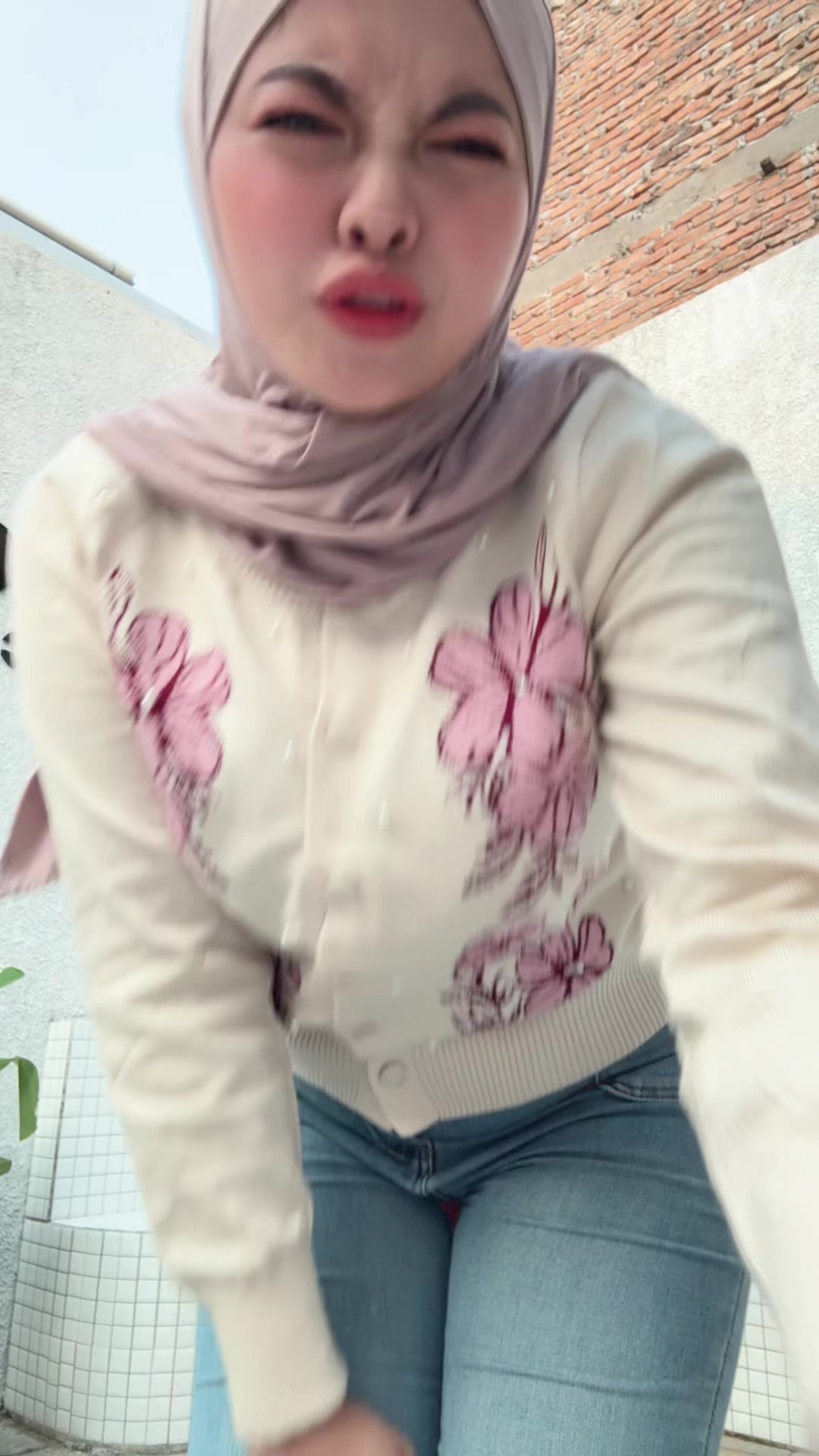 @Clara