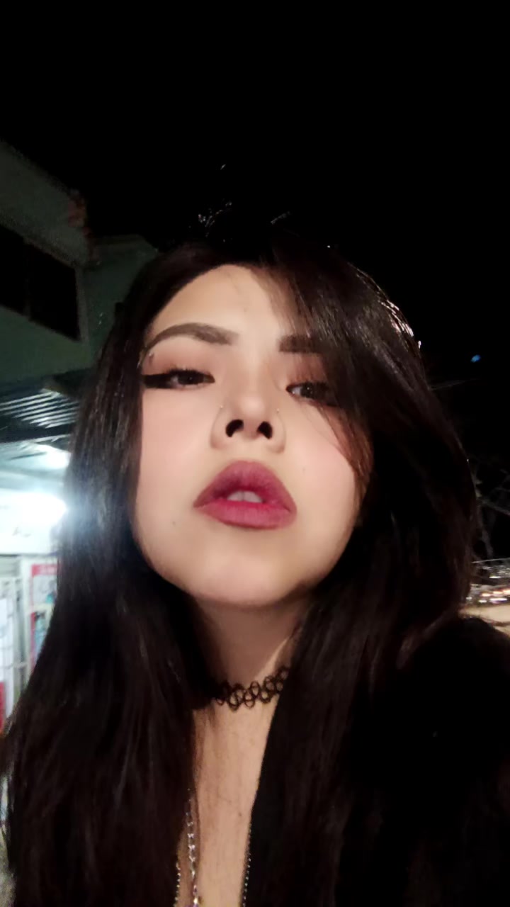 @Just Mari ✨