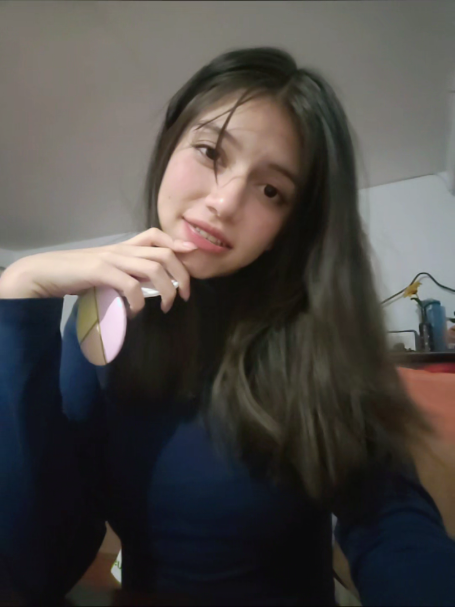 @𝐕𝐢𝐨𝐥𝐞𝐭𝐢𝐤𝐚