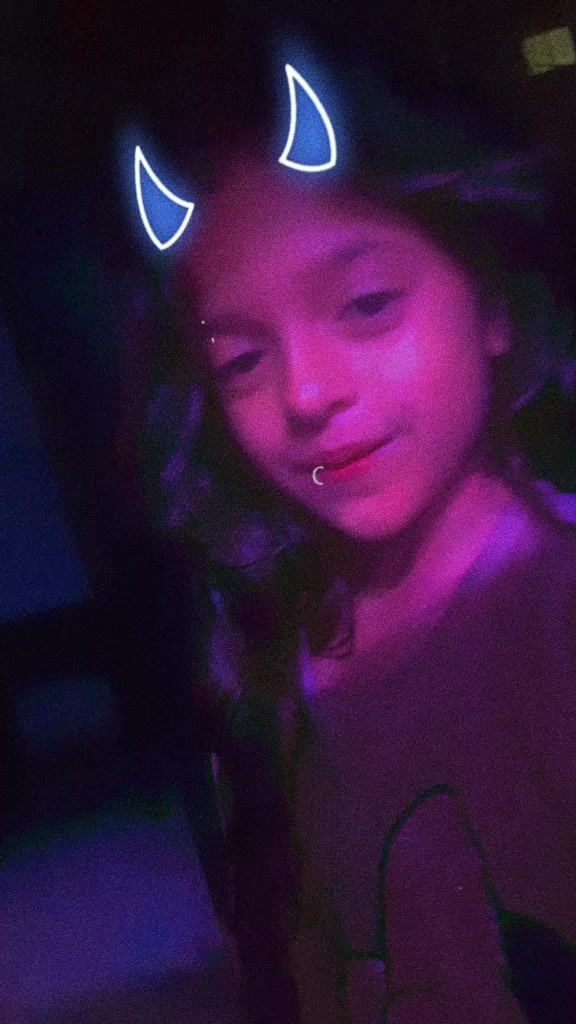 @nikol trochez