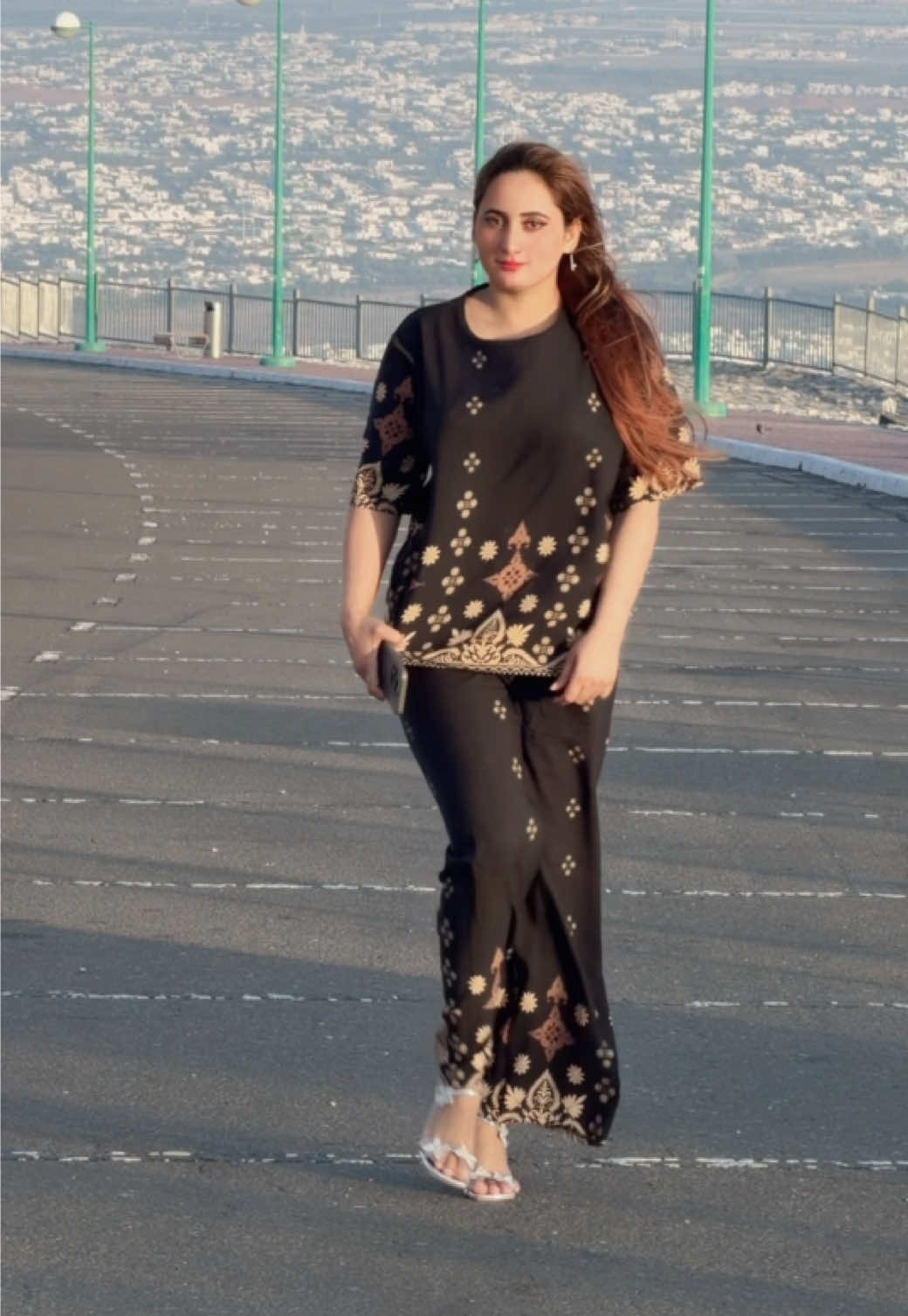 @Shaziii Malik 🦋✨