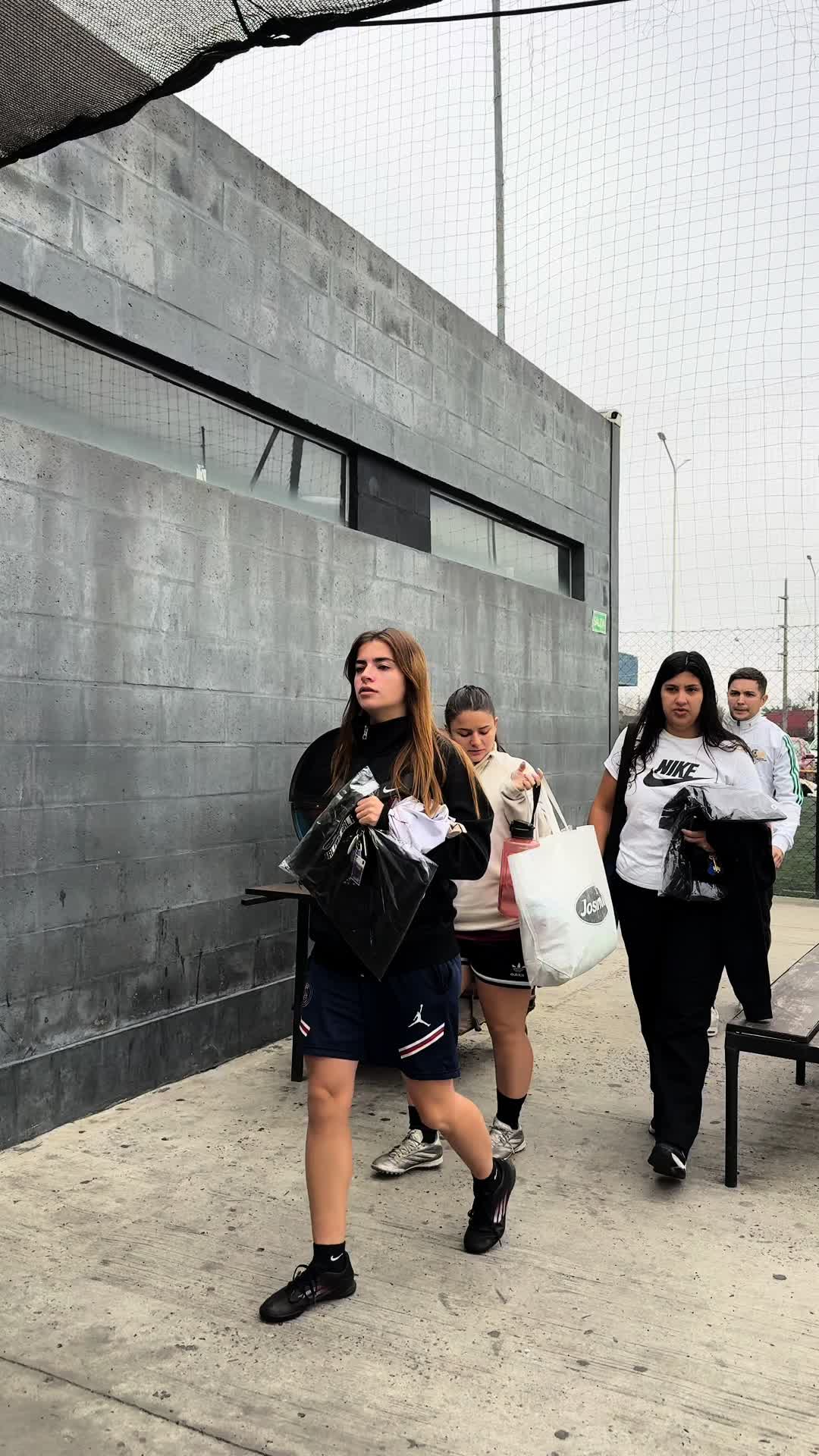 @Ana Ledesma