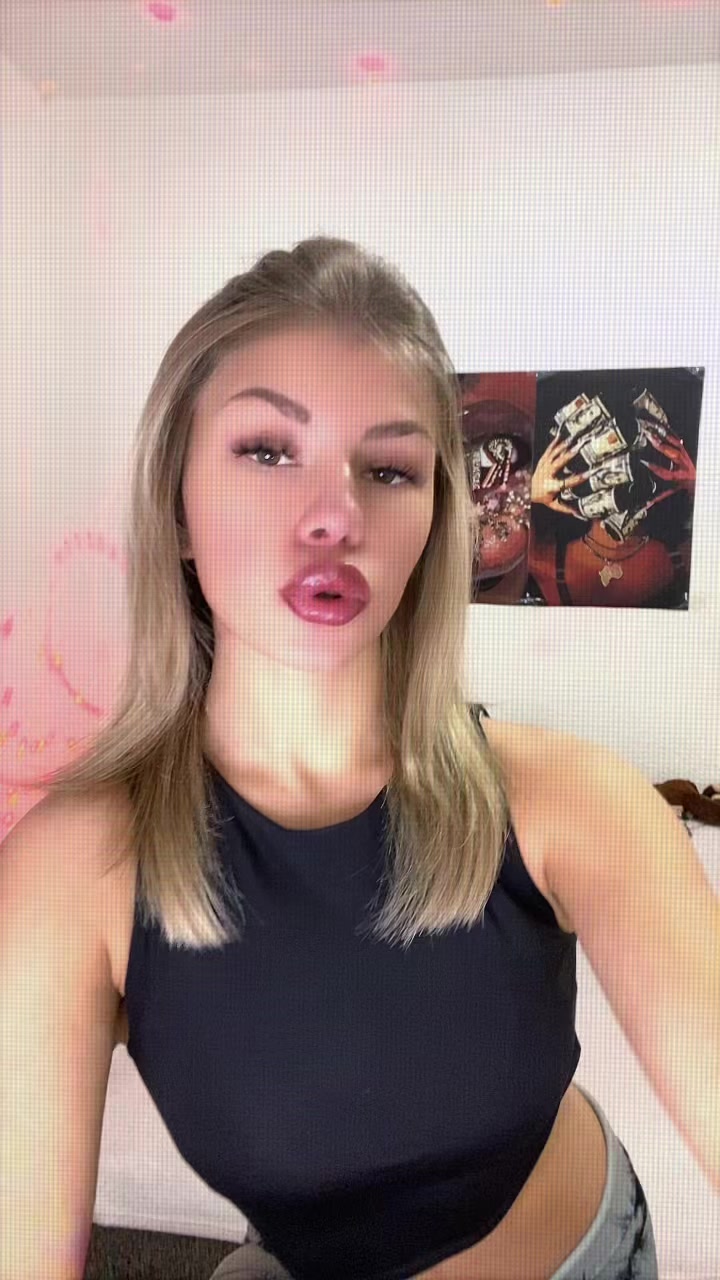 @Leylarosee ๐ถ๐ฝ