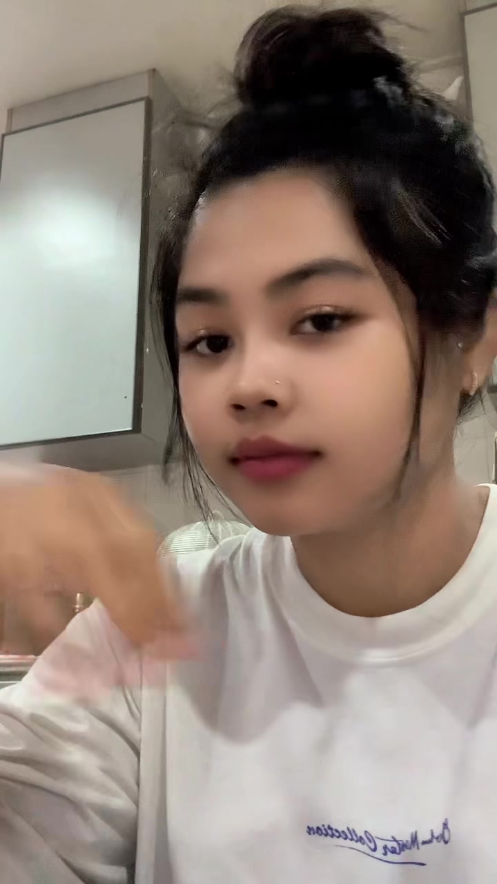 @Ayumoyy🇧🇳