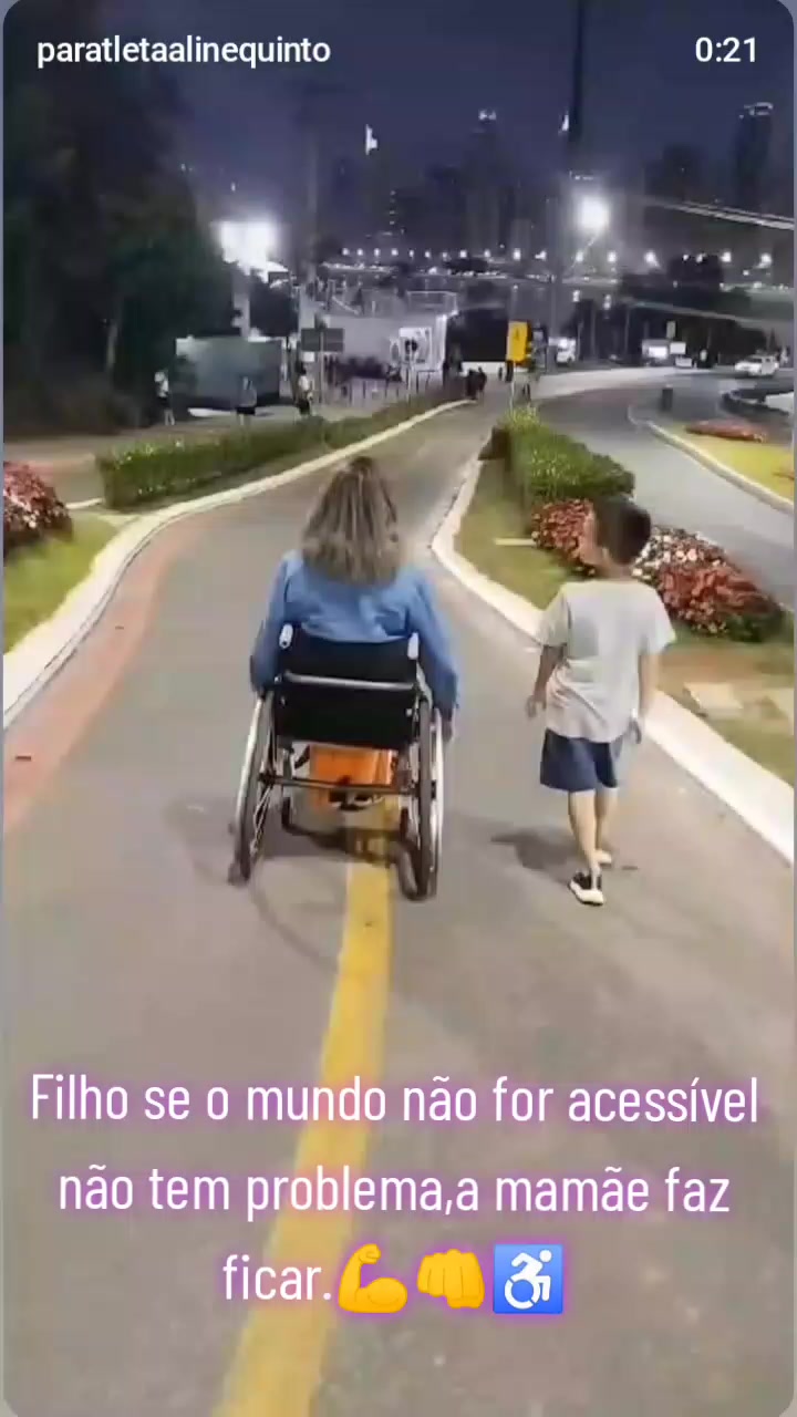 @AtletaAline