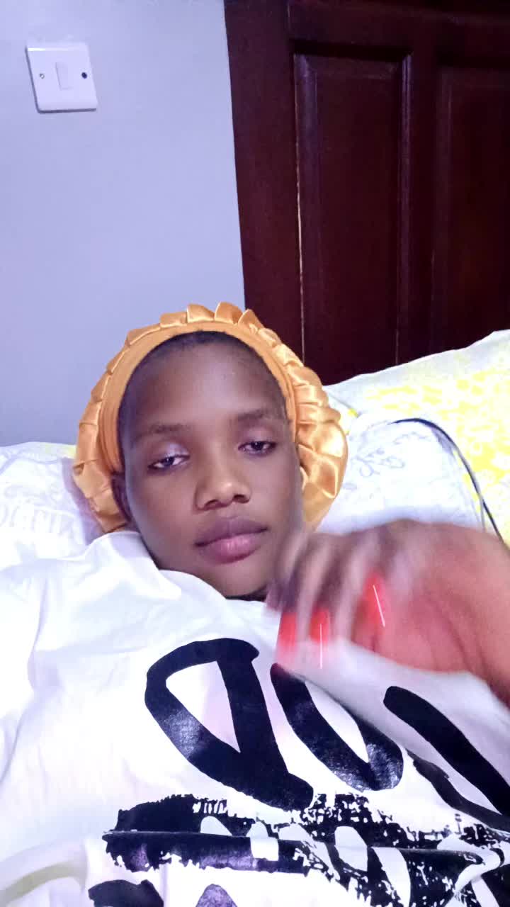 @Ella