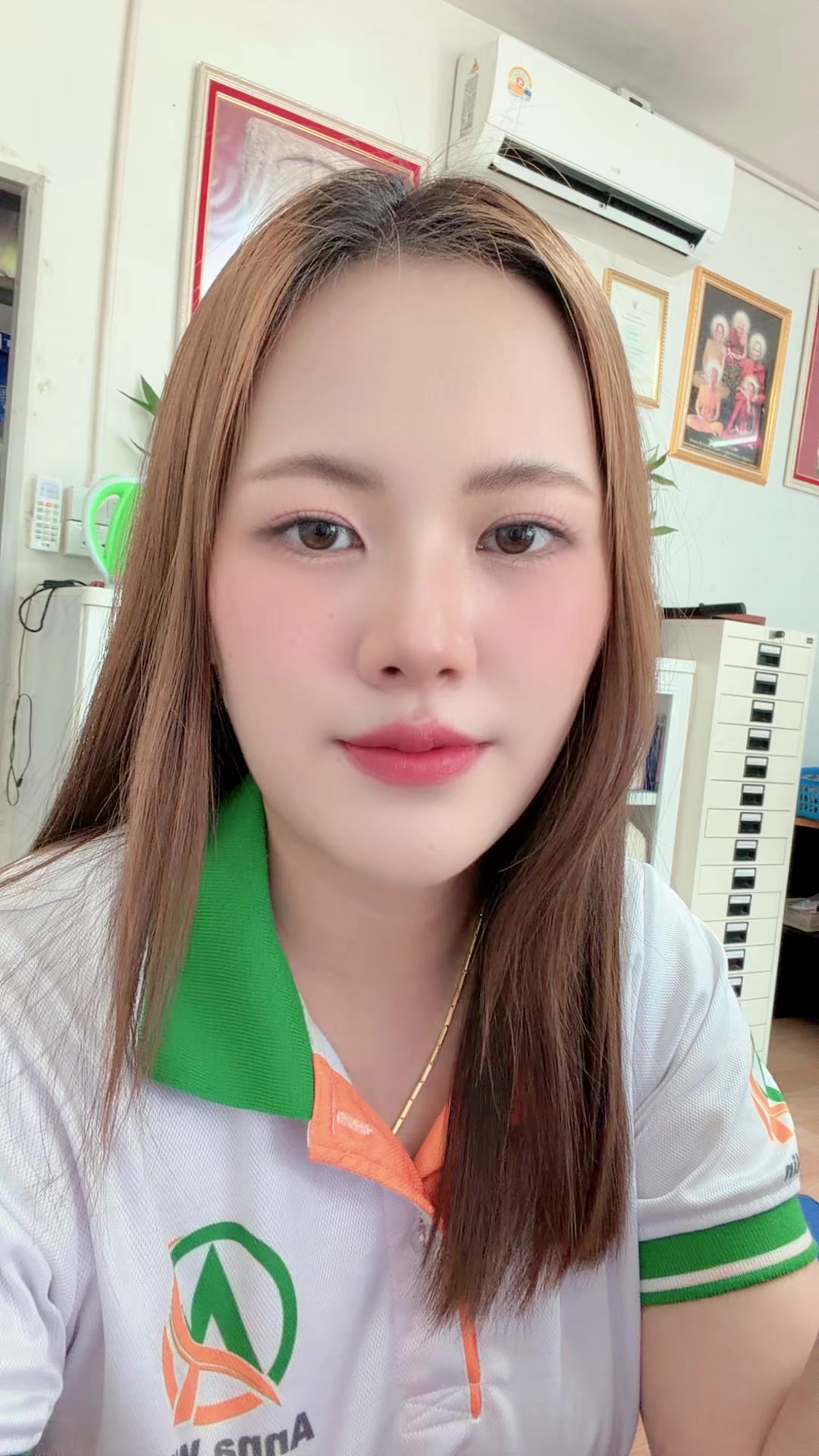 @Fb.Nid Taya (ၼိတ်း)