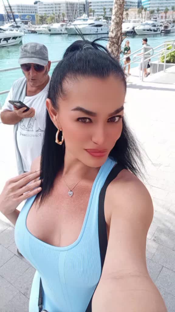 @Yajaira Royett