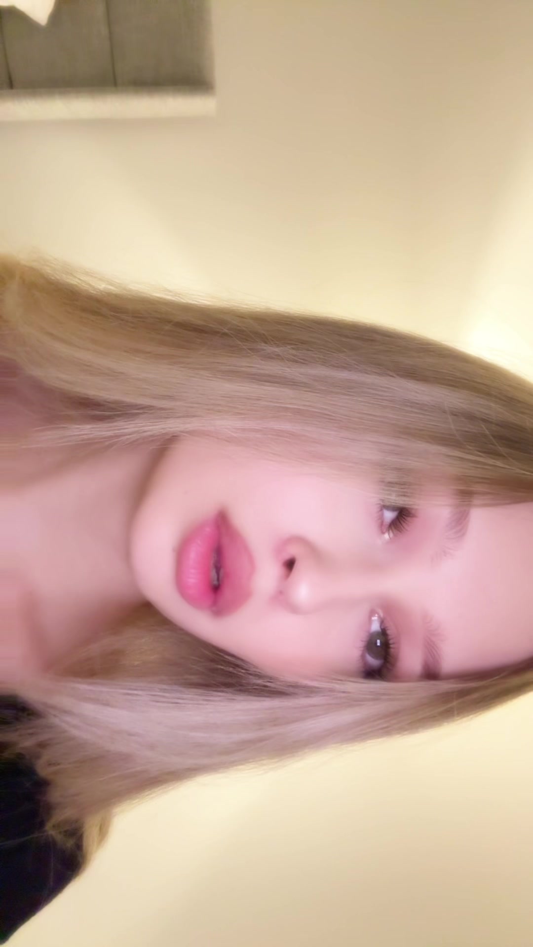 @karina