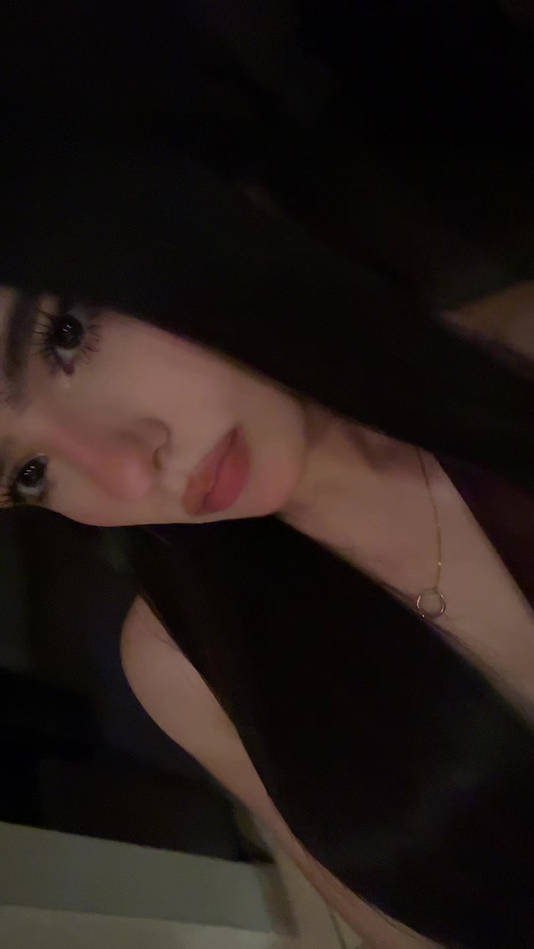 @VR