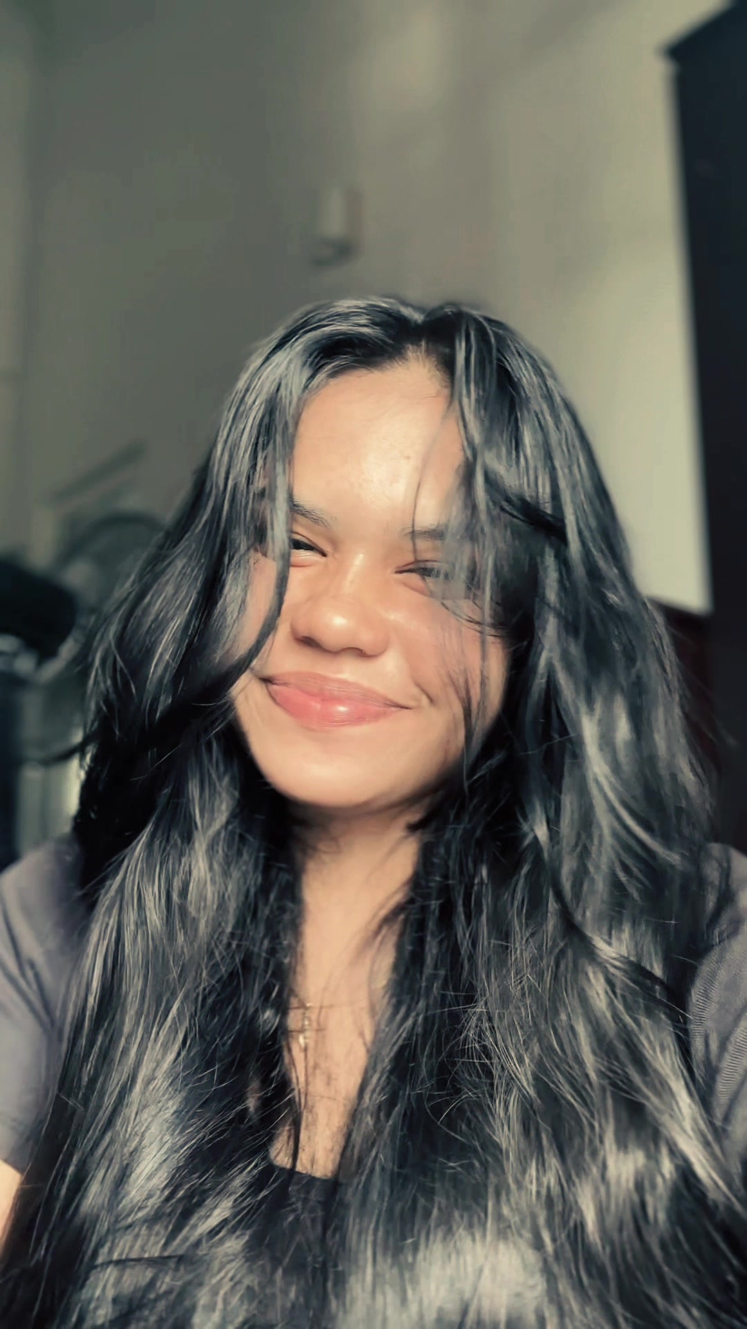 @𝐓𝐡𝐞𝐬𝐡𝐢