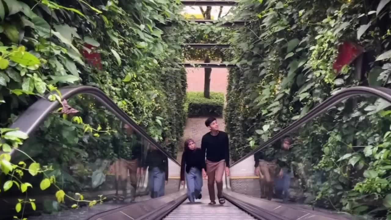 @Q