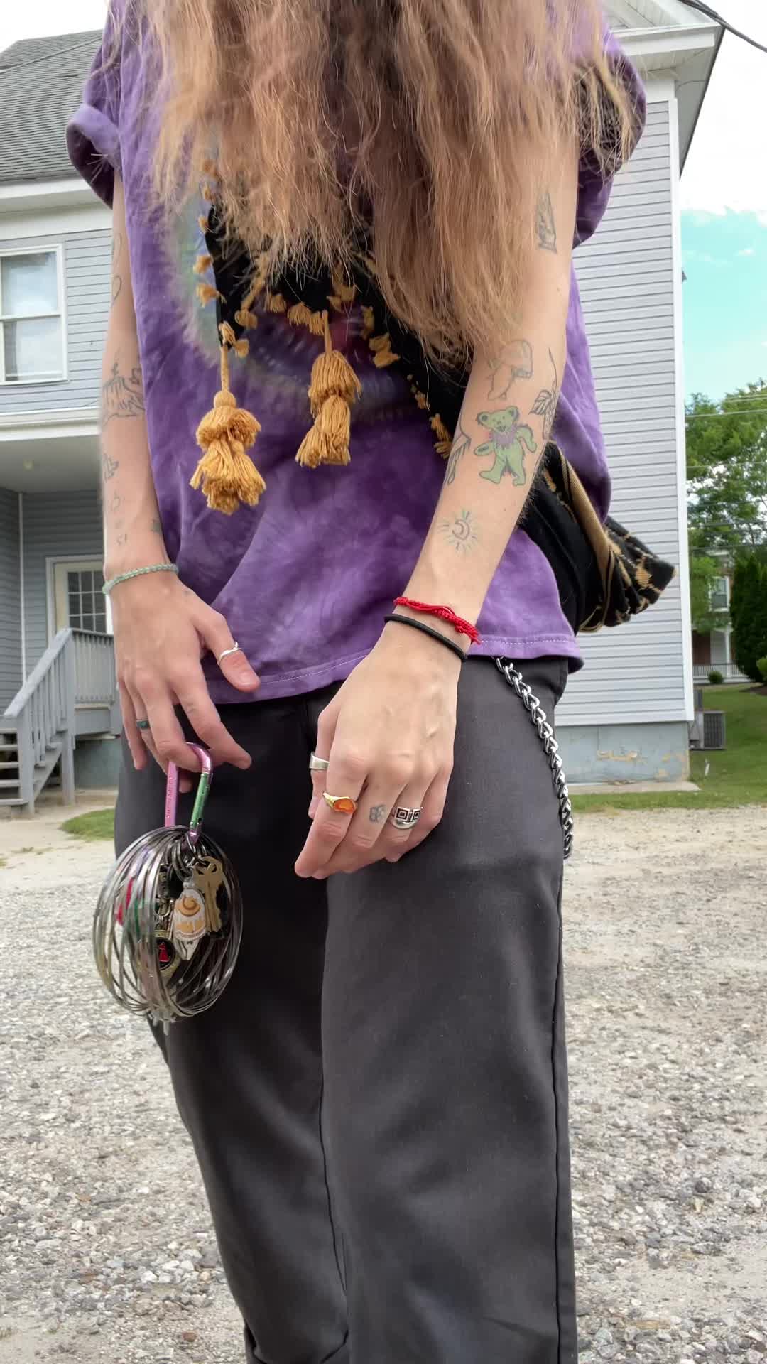 @ca⛓️en