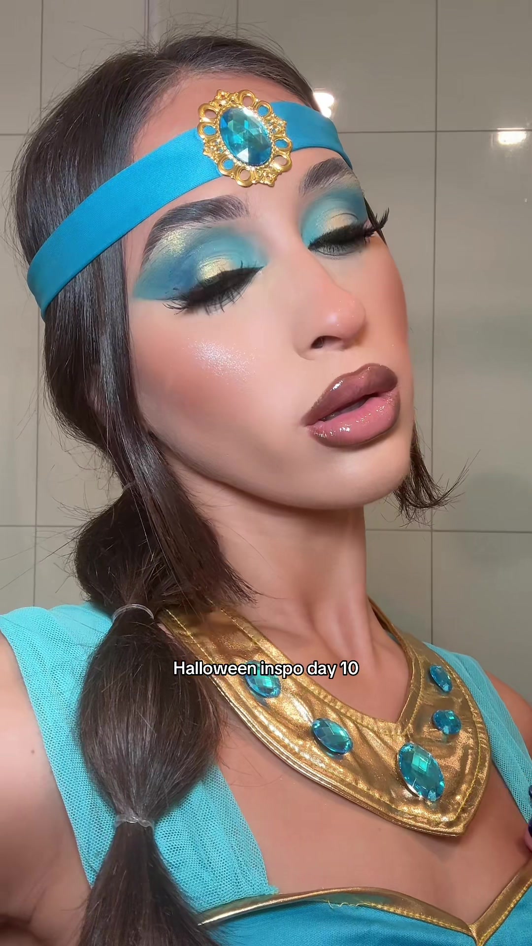 @Tziporah