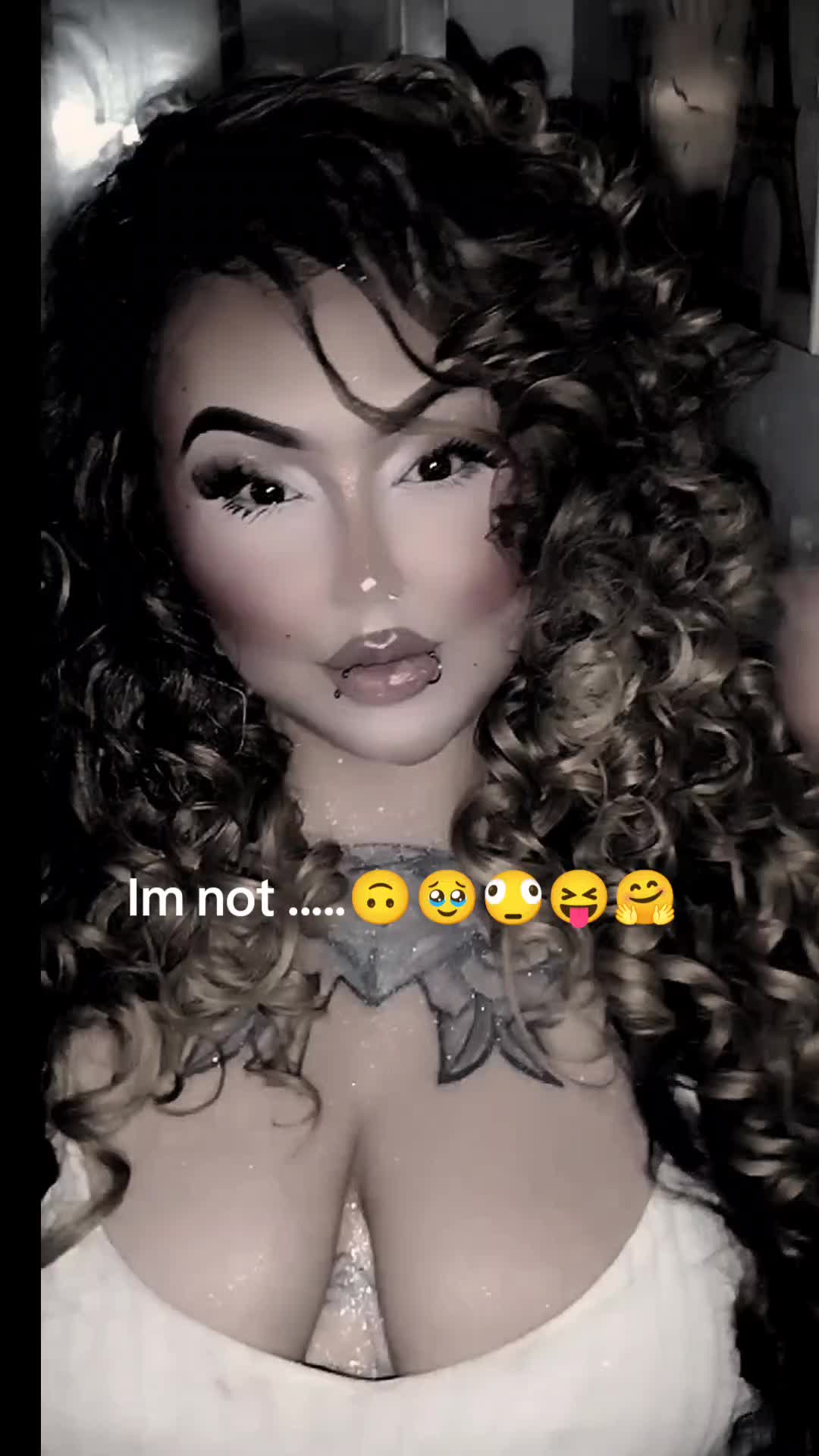 @GeminiDoll (Brittany Chacon)