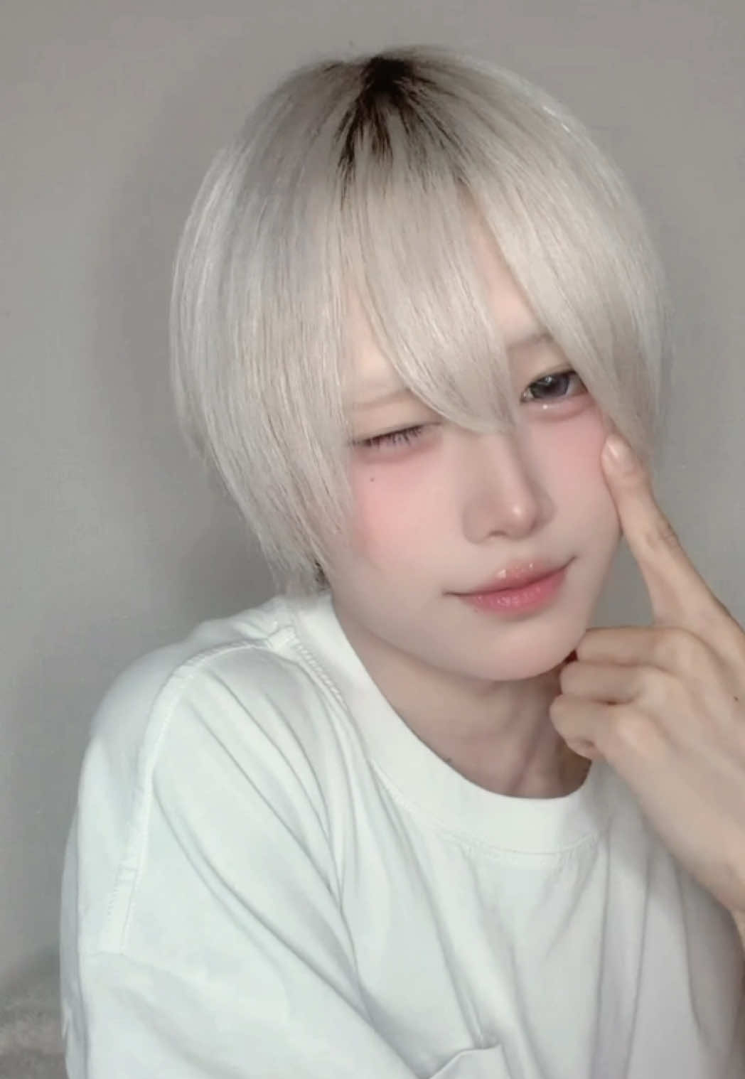 @ねる