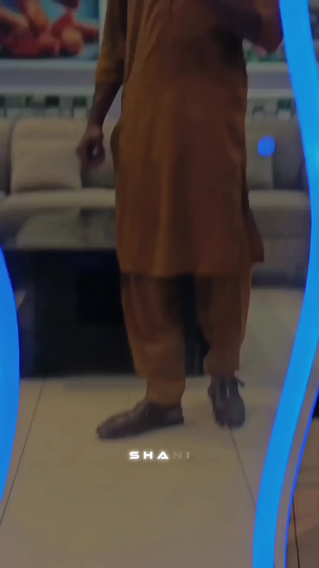 @𝗦𝗵𝗮𝗻𝗶 🚩