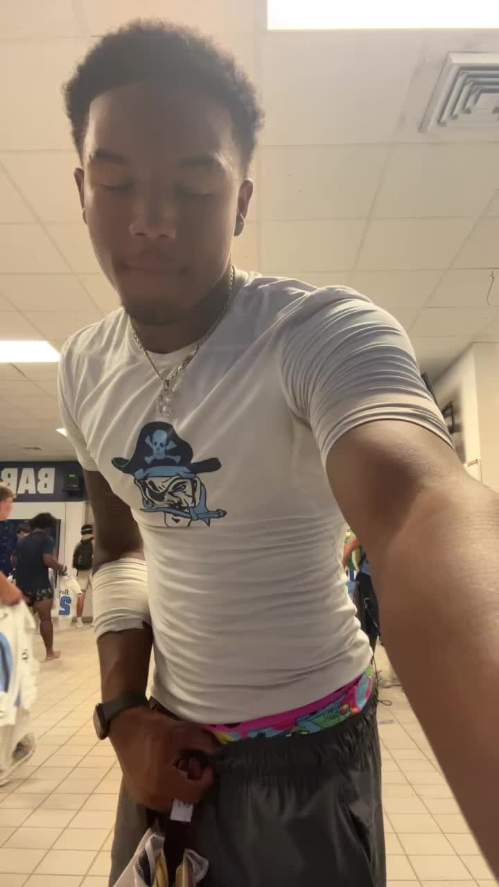 @Jayswrld