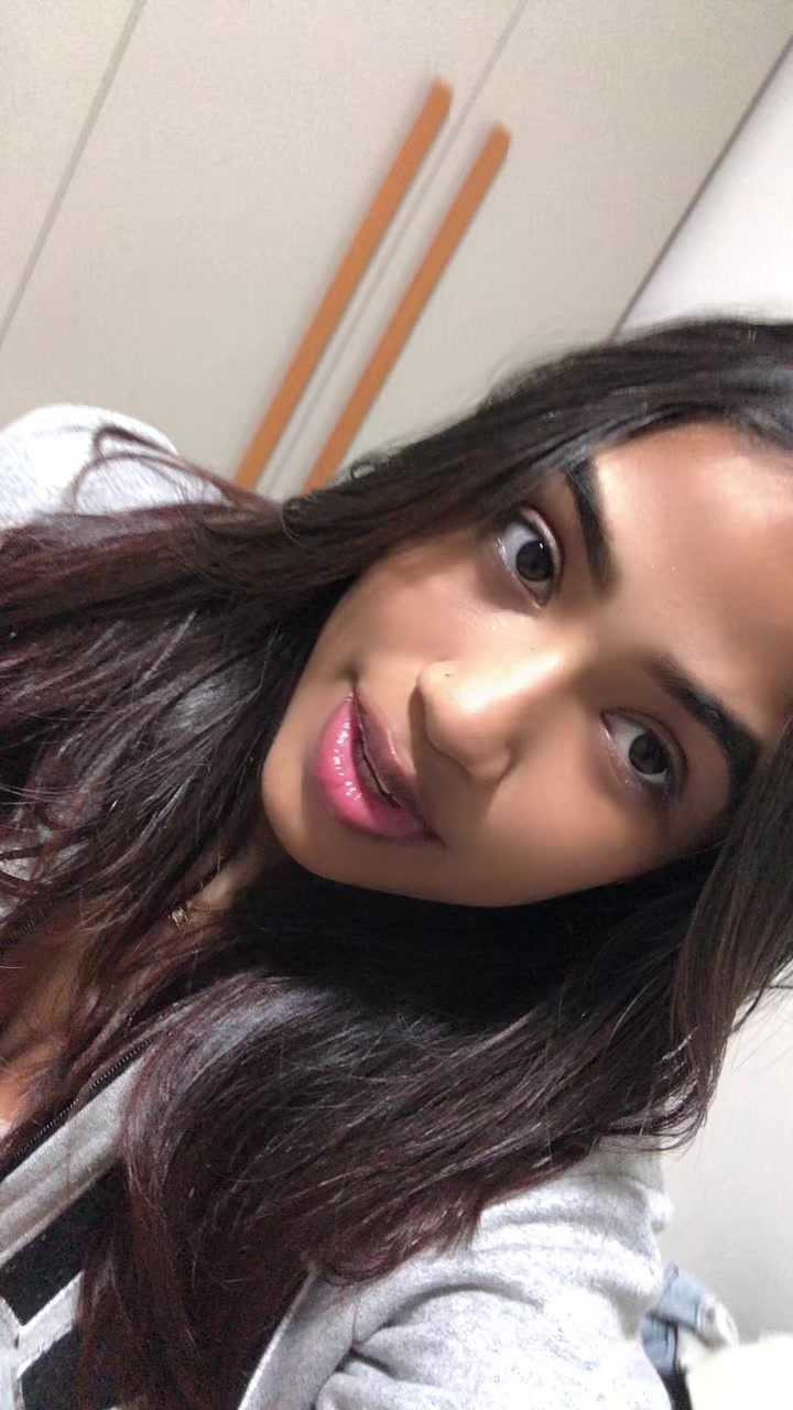 @Julia Vict&oacute;ria