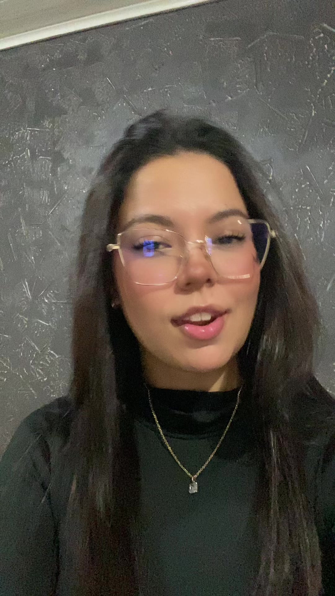 @Bella Brandão